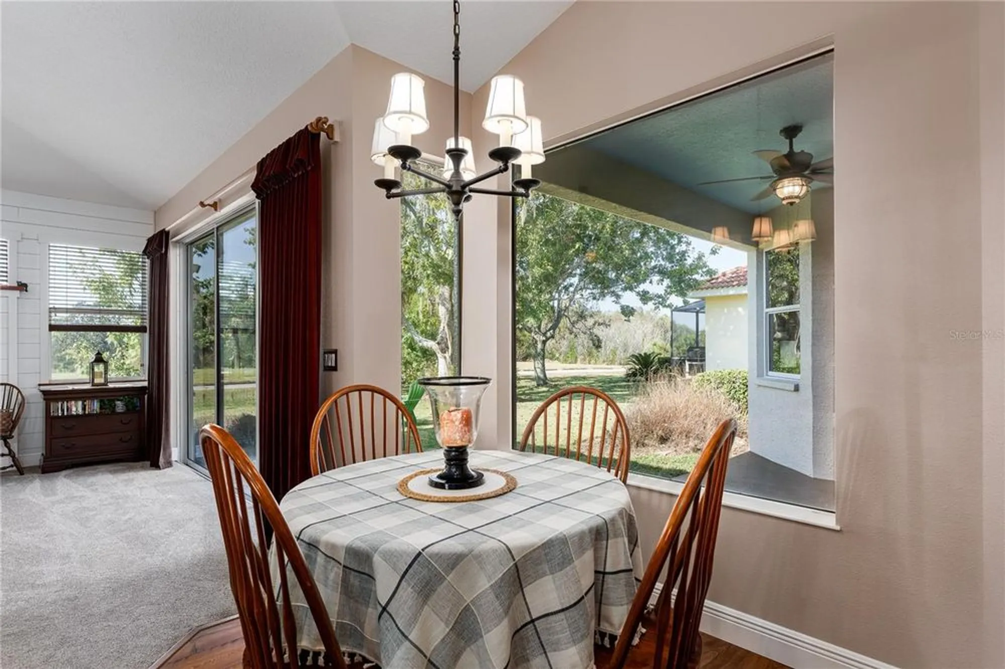 Property Slideshow image 12 of 65 | 6552 tailfeather way, Bradenton, FL, 34203