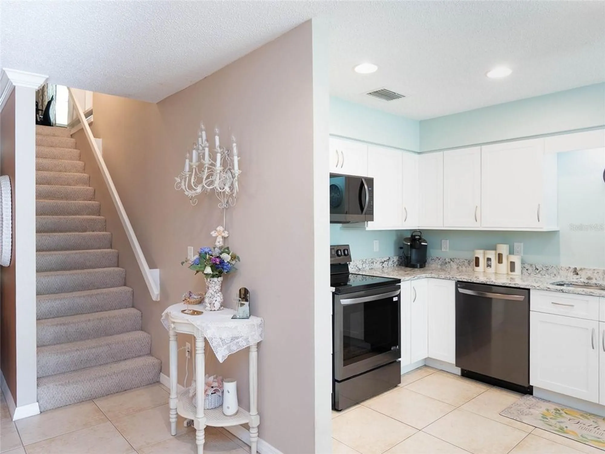 Property Slideshow image 4 of 35 | 1554 tallywood dr # 7127, Sarasota, FL, 34237