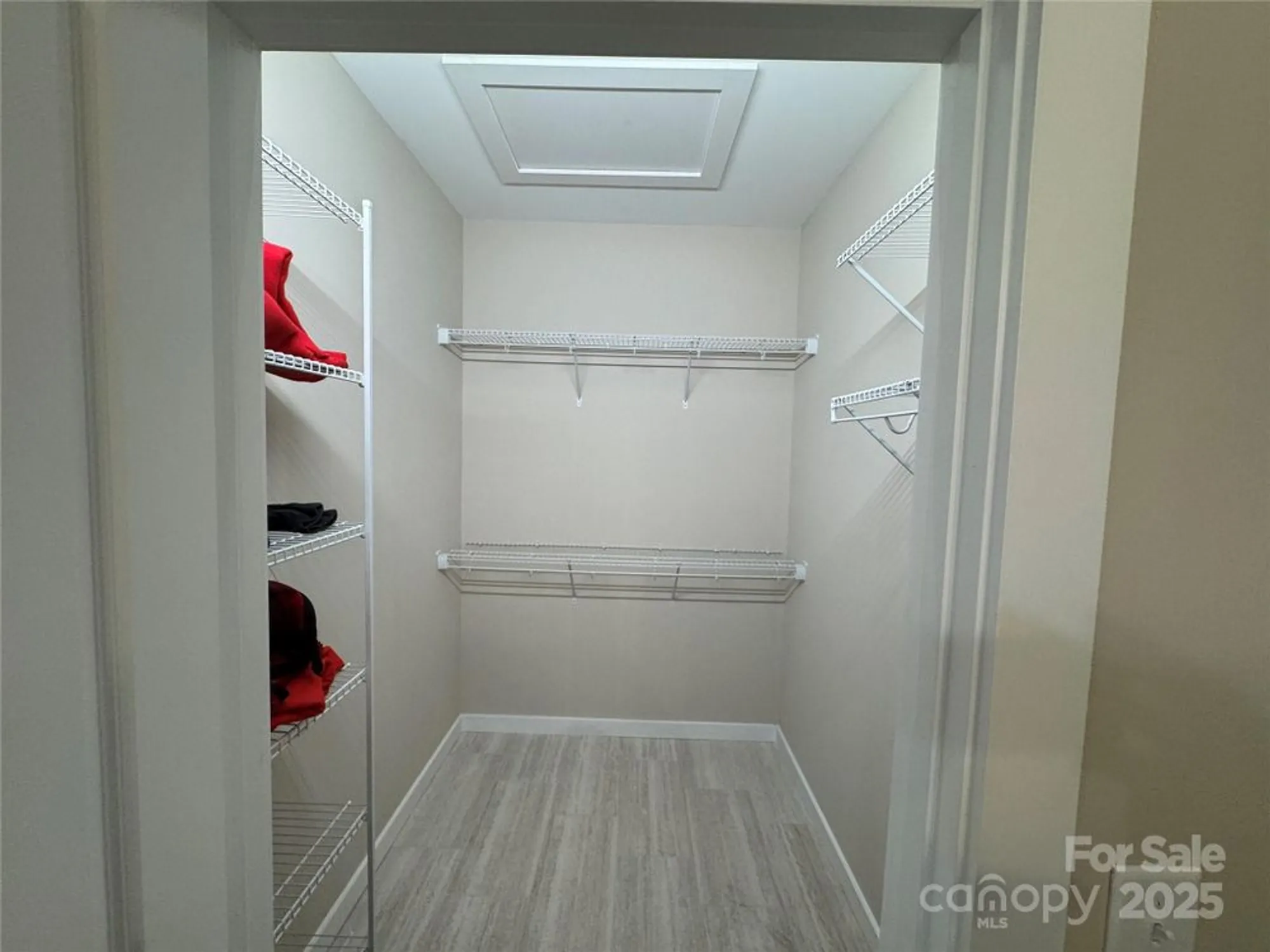 Property Slideshow image 19 of 26 | 2822 15th avenue pl se, Hickory, NC, 28602