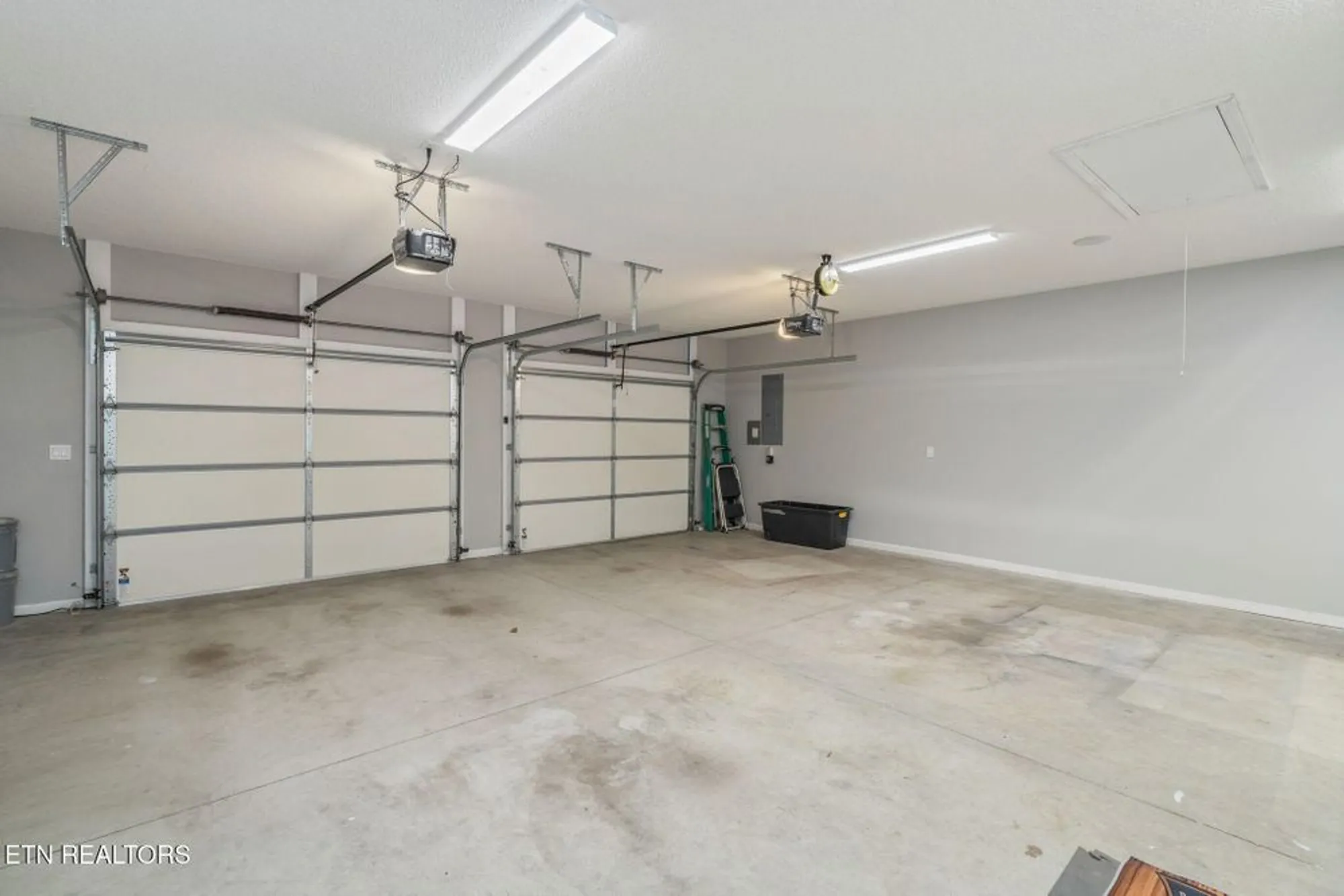 Property Slideshow image 37 of 55 | 187 forest view dr, Crossville, TN, 38558