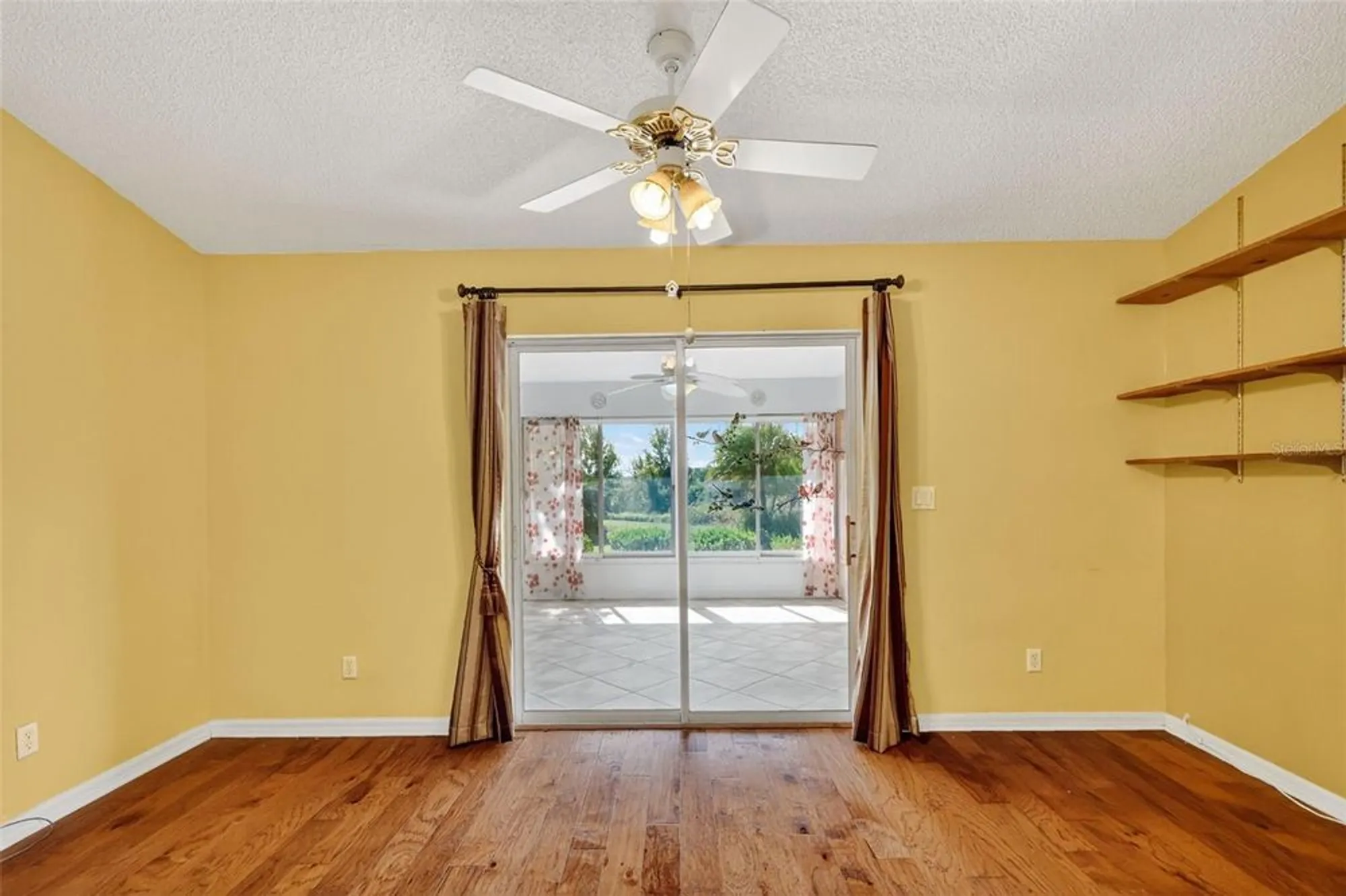 Property Slideshow image 21 of 69 | 21902 king henry ave, Leesburg, FL, 34748