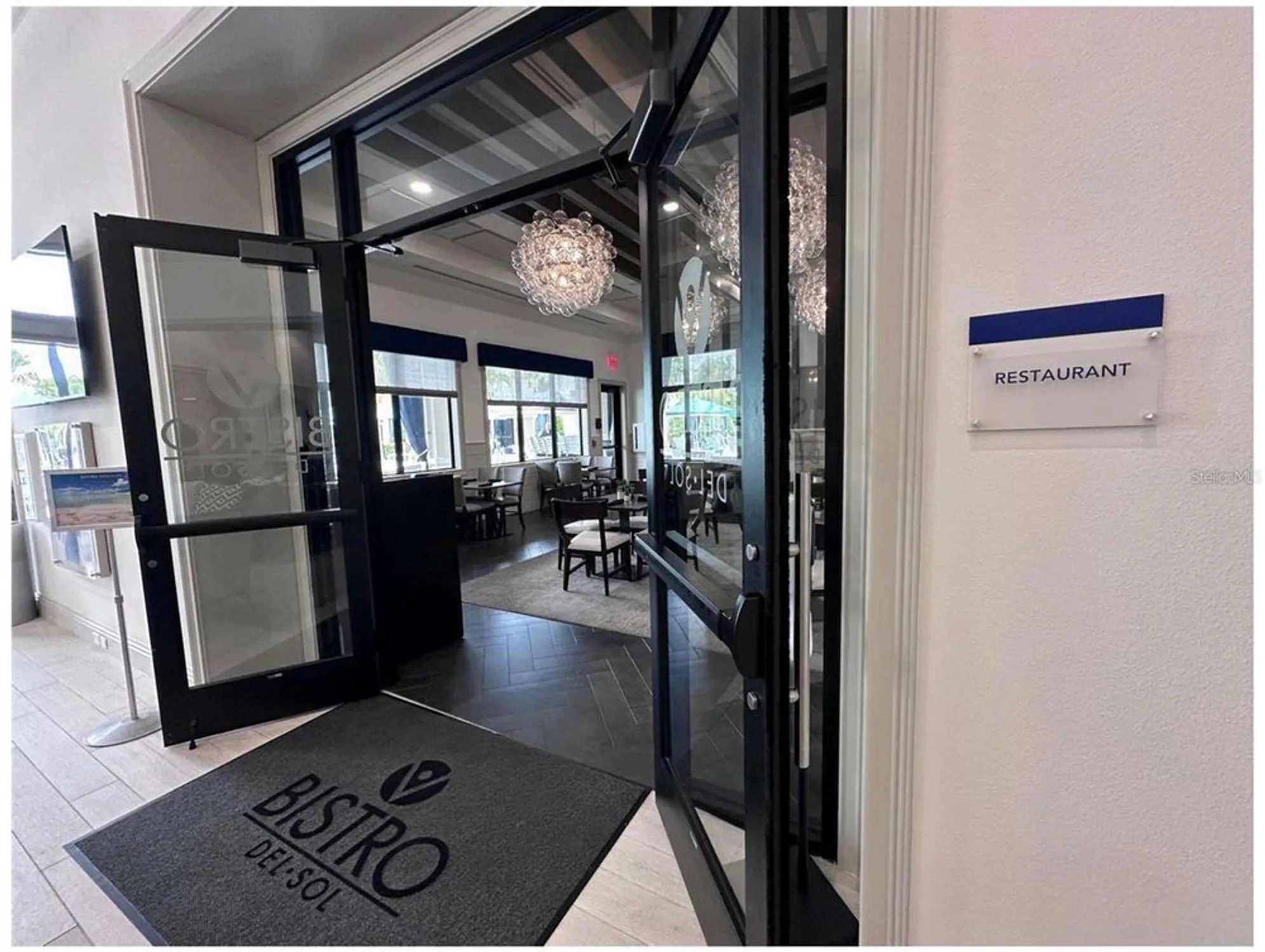 Property Slideshow image 14 of 19 | 15567 corona del mar dr, Wimauma, FL, 33598