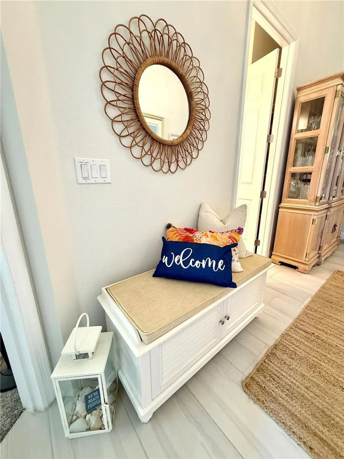 Property Slideshow image 5 of 27 | 8228 bridgeport bay cir, Mount Dora, FL, 32757