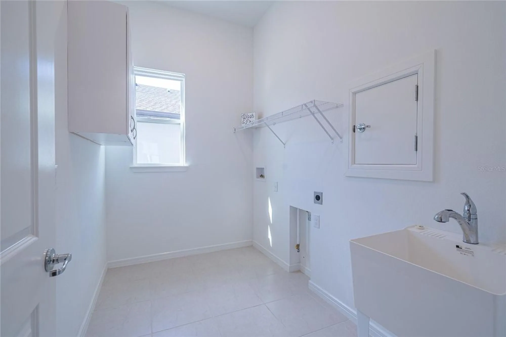 Property Slideshow image 16 of 68 | 18629 coastal shore ter, Land O Lakes, FL, 34638