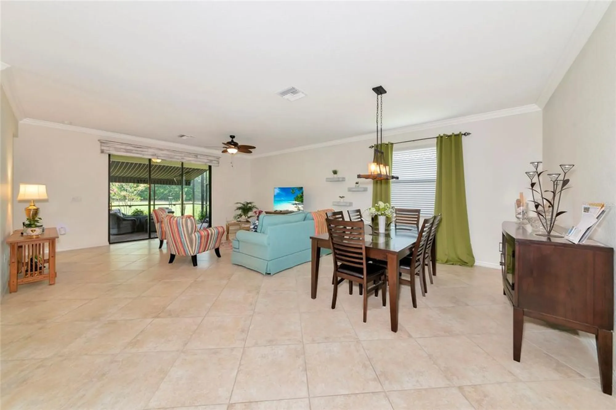 Property Slideshow image 9 of 34 | 6814 willowshire way, Bradenton, FL, 34212
