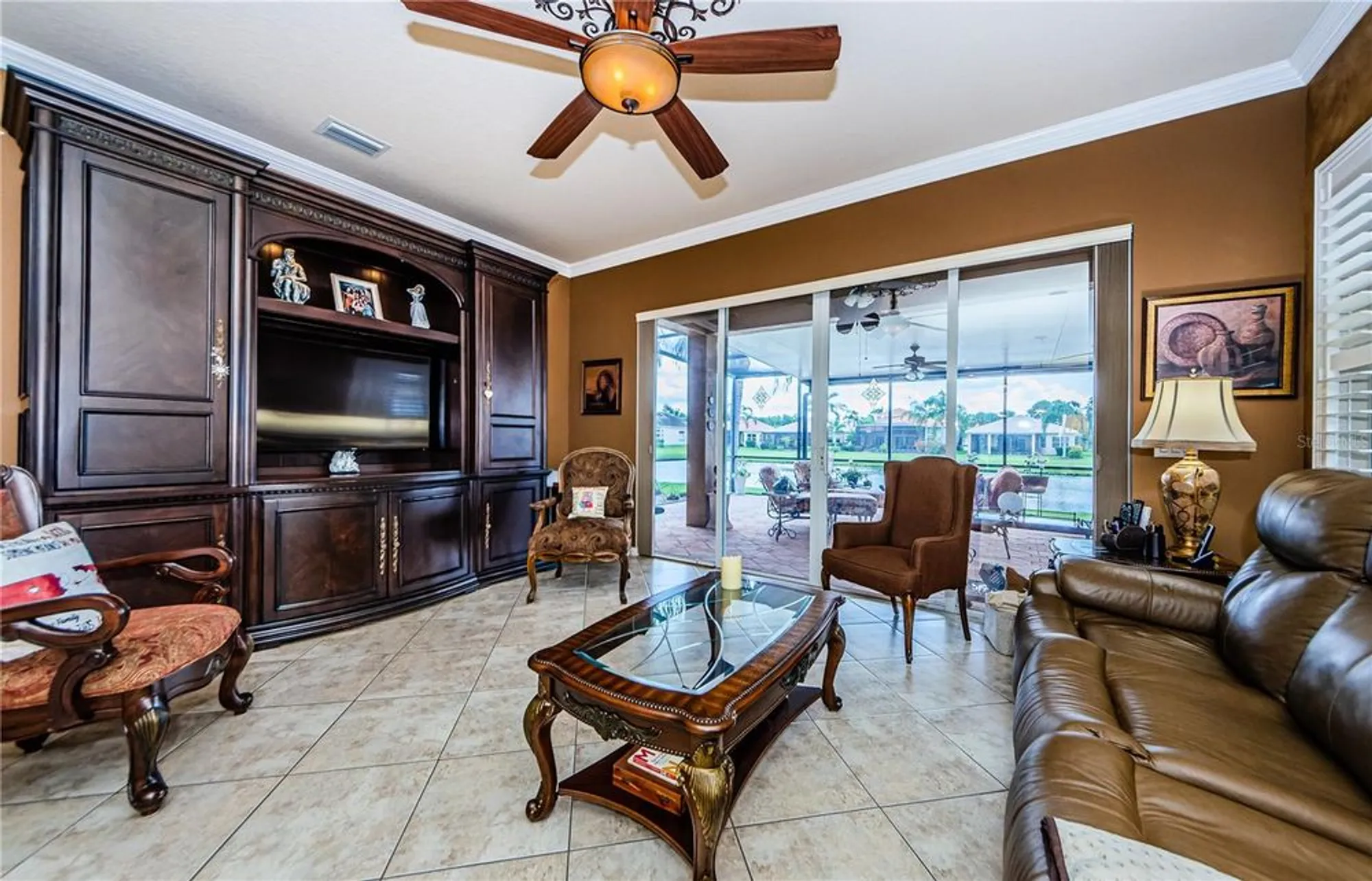 Property Slideshow image 10 of 77 | 4947 sandy brook cir, Wimauma, FL, 33598