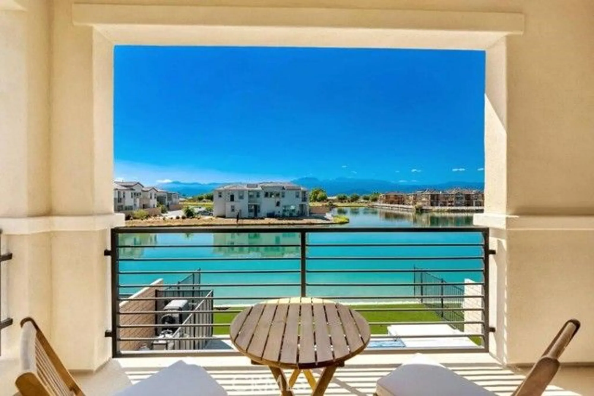 Property Slideshow image 36 of 40 | 84675 lago breeza dr, Indio, CA, 92203