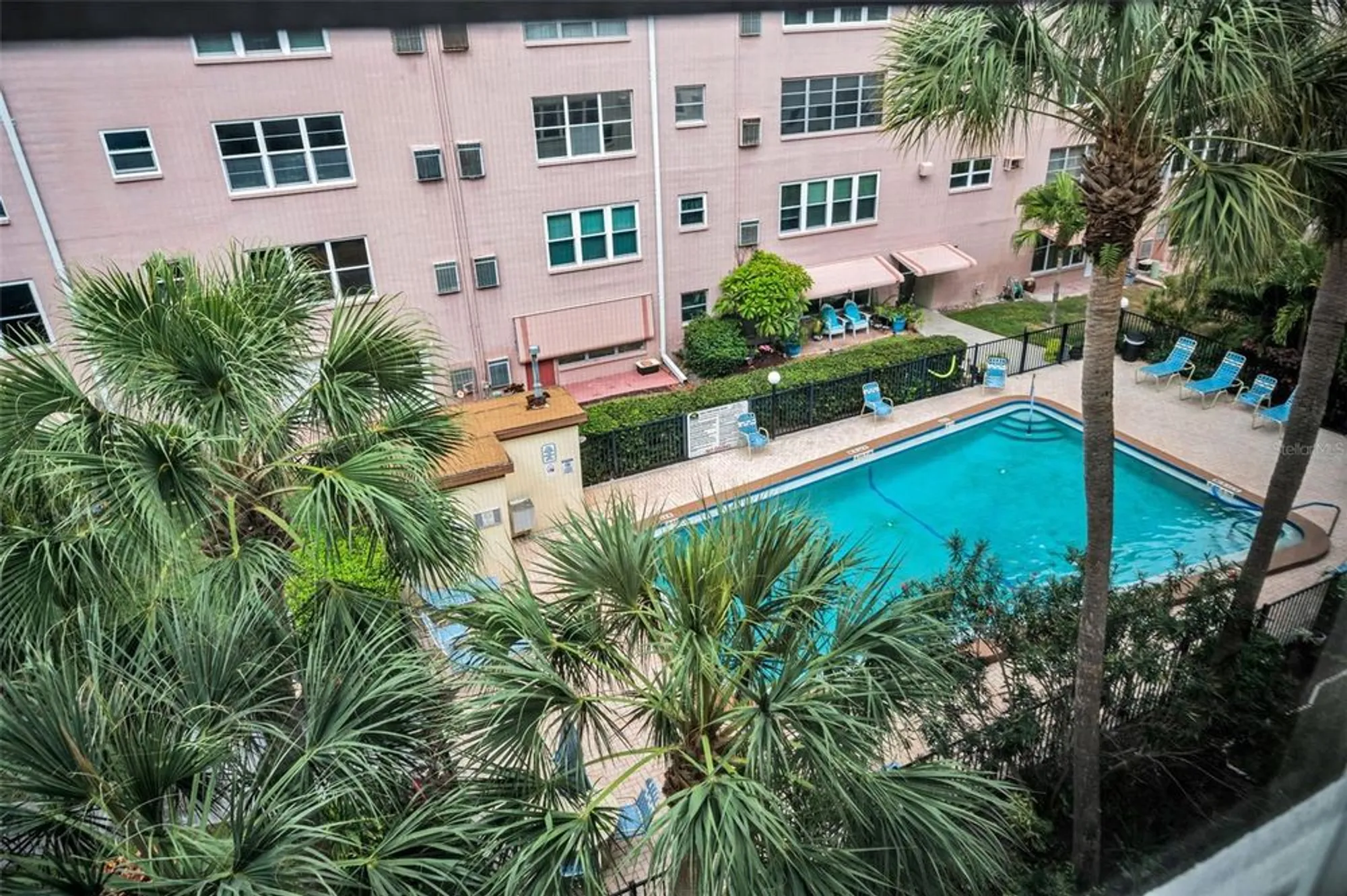 Property Slideshow image 42 of 84 | 5501 80th st n unit 405, St Petersburg, FL, 33709