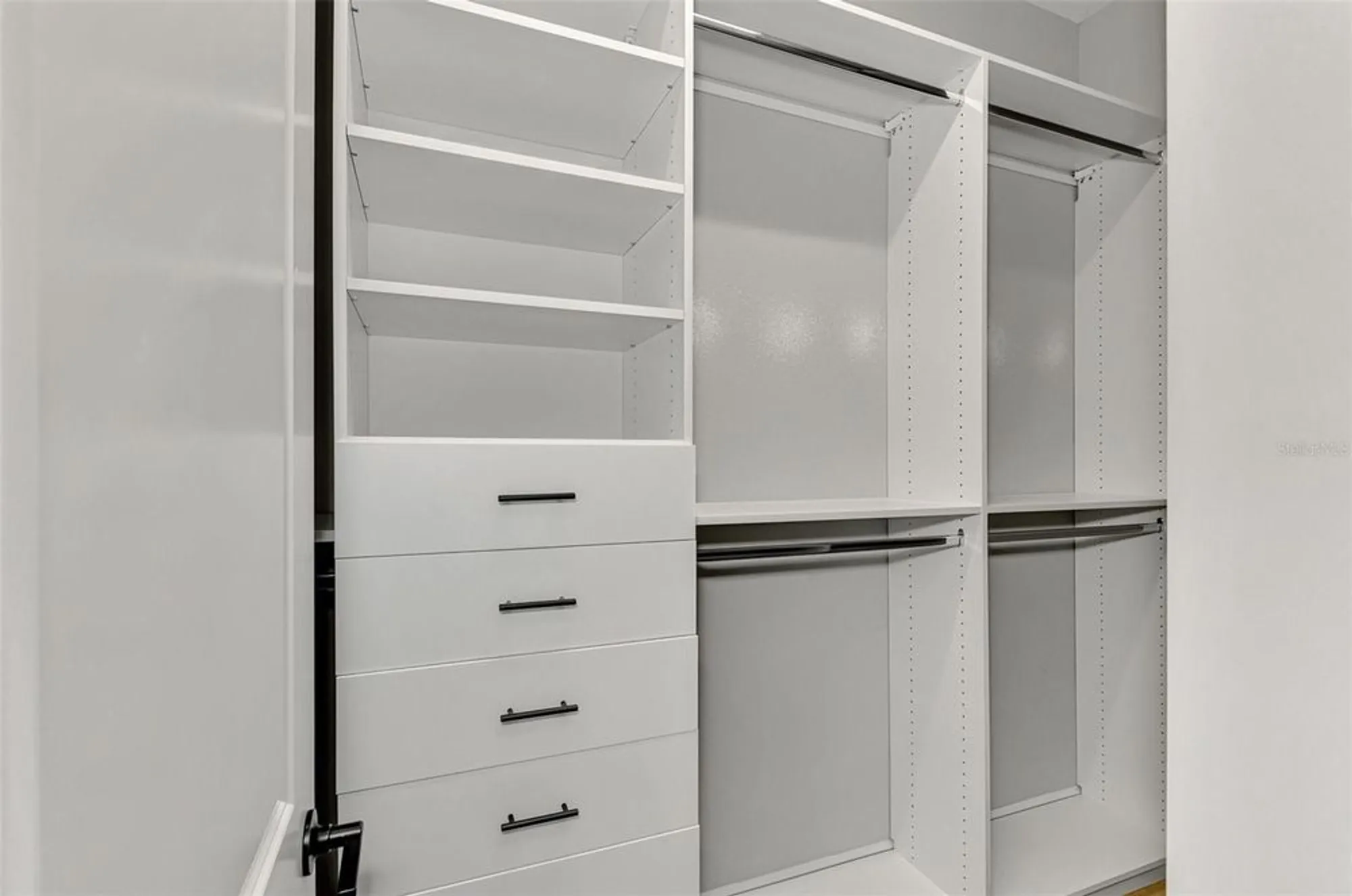 Property Slideshow image 41 of 92 | 21353 holmes cir, Venice, FL, 34293