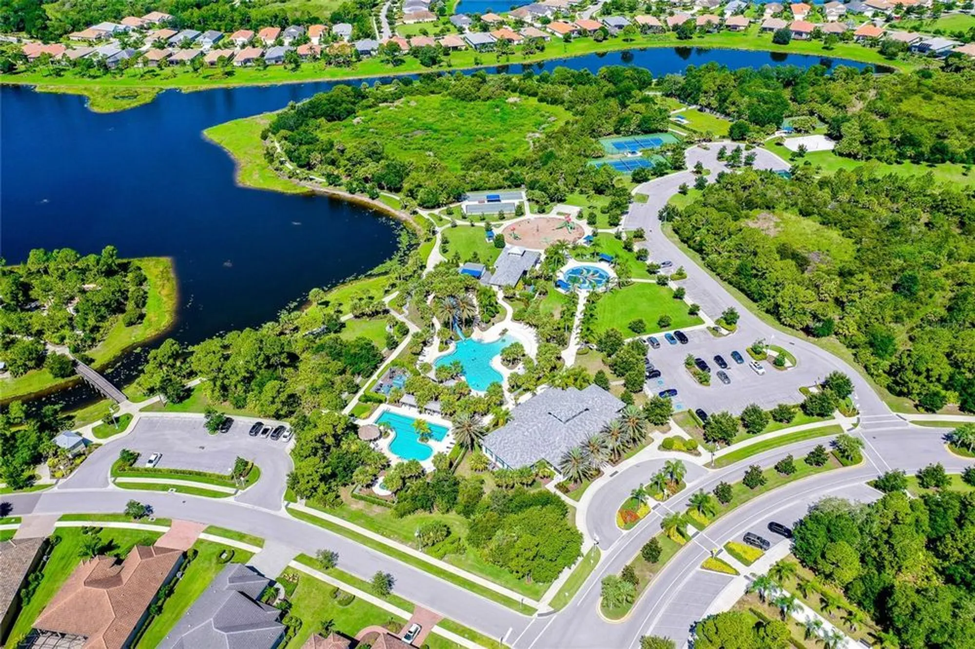 Property Slideshow image 57 of 59 | 21629 avon park ct, Venice, FL, 34293
