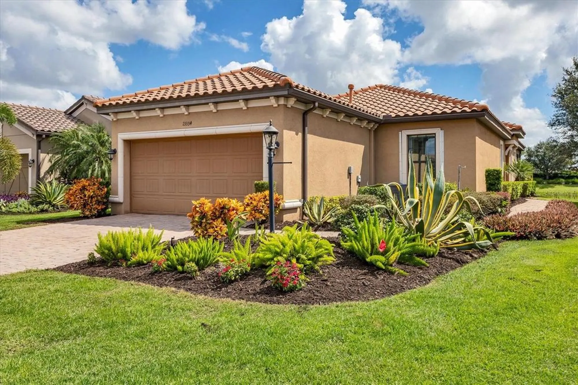 Property Slideshow image 1 of 86 | 13334 torresina ter, Bradenton, FL, 34211