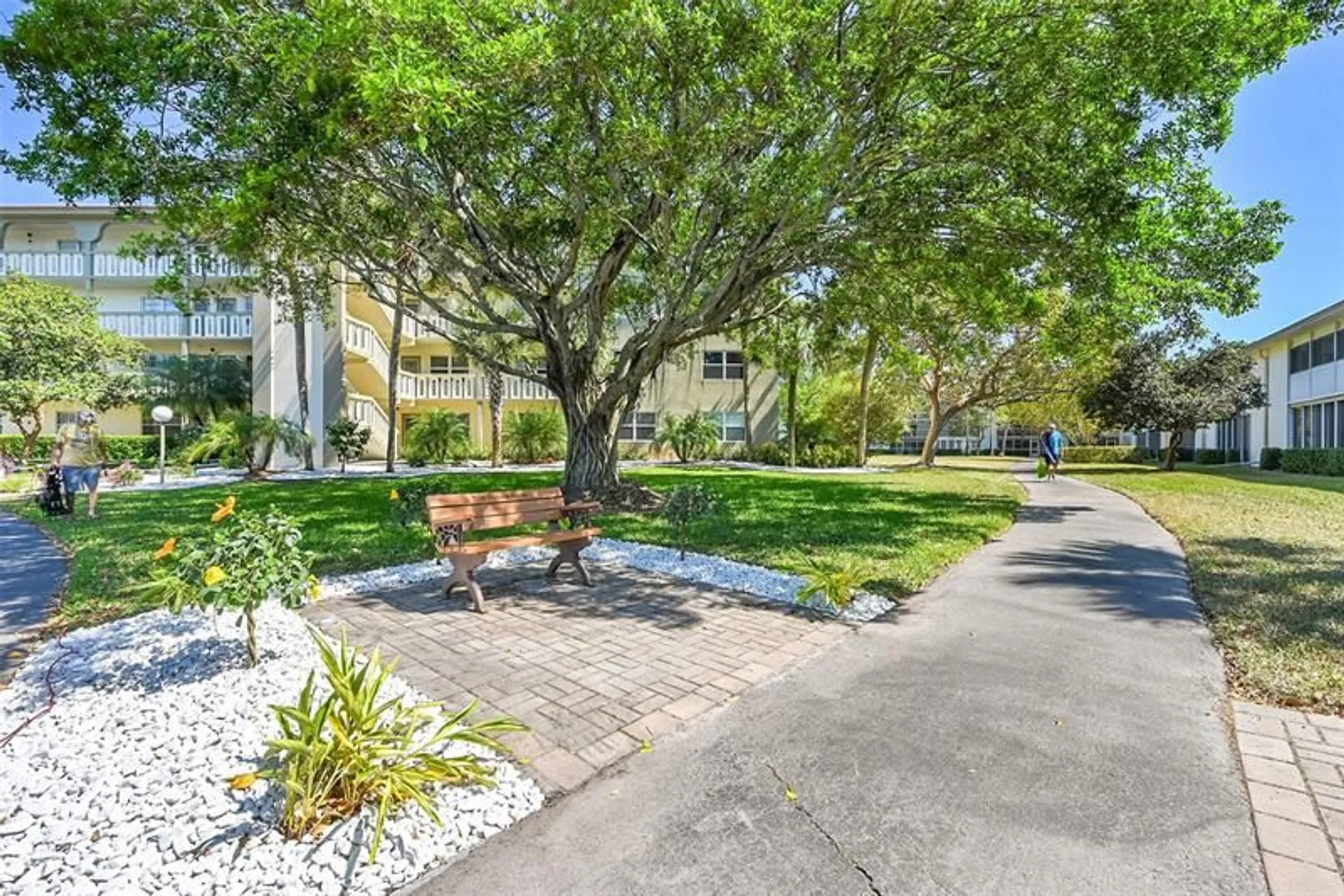 Property Slideshow image 27 of 29 | 2901 victoria cir k3, Coconut Creek, FL, 33066
