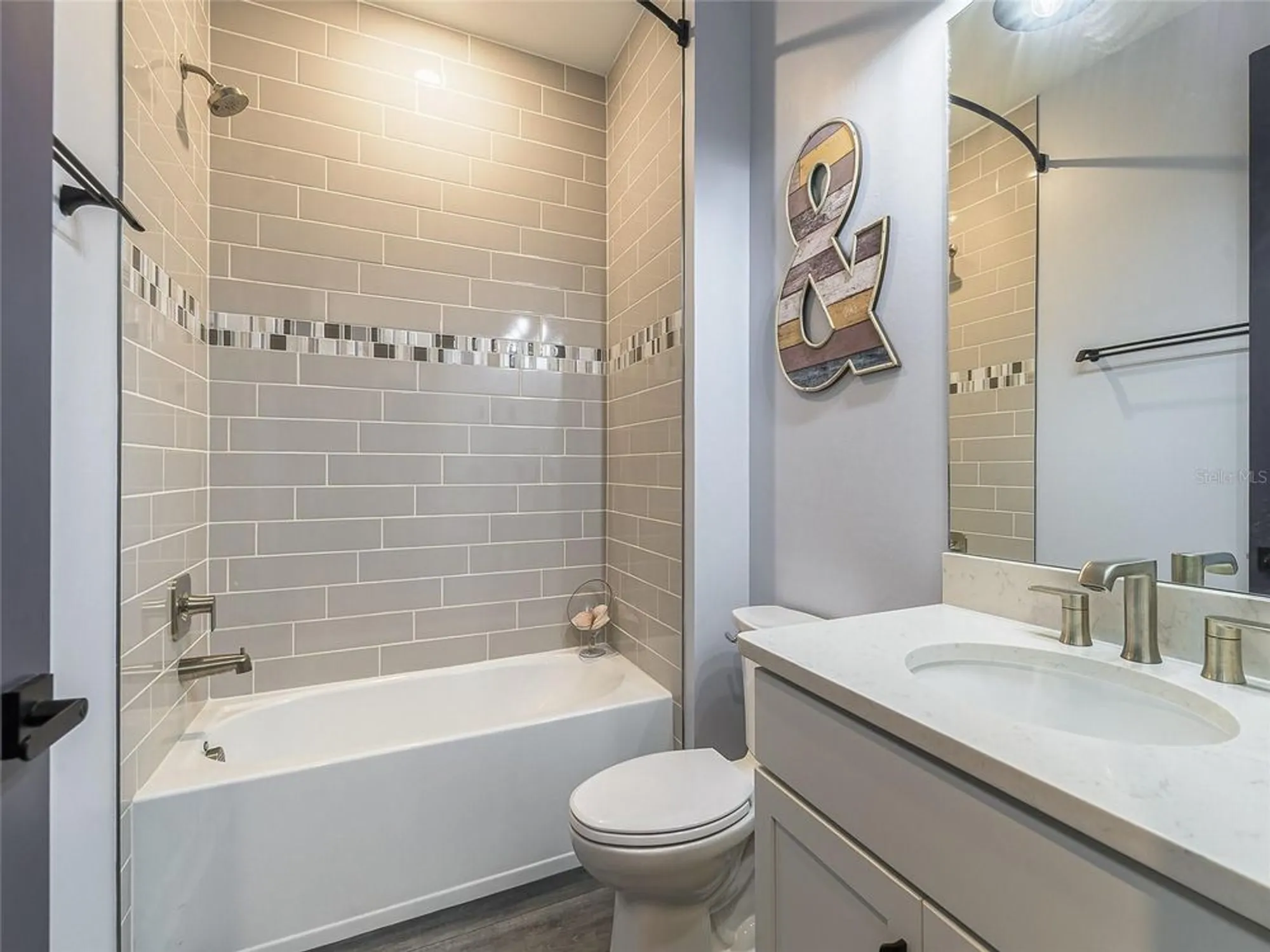 Property Slideshow image 40 of 84 | 7683 summerland cv, Lakewood Ranch, FL, 34202