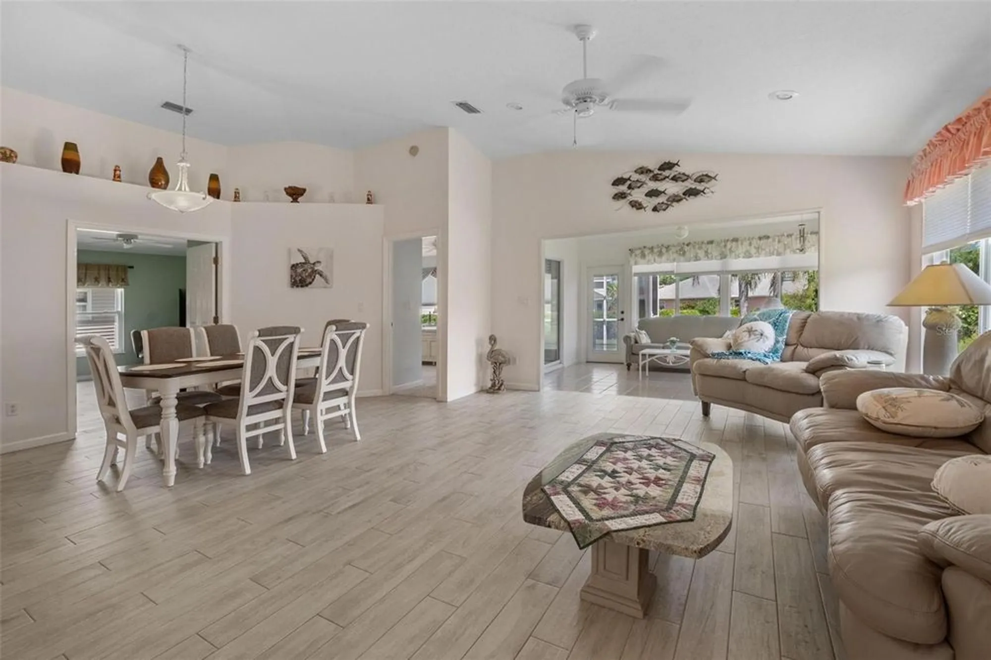 Property Slideshow image 13 of 32 | 4005 carter creek dr, Avon Park, FL, 33825