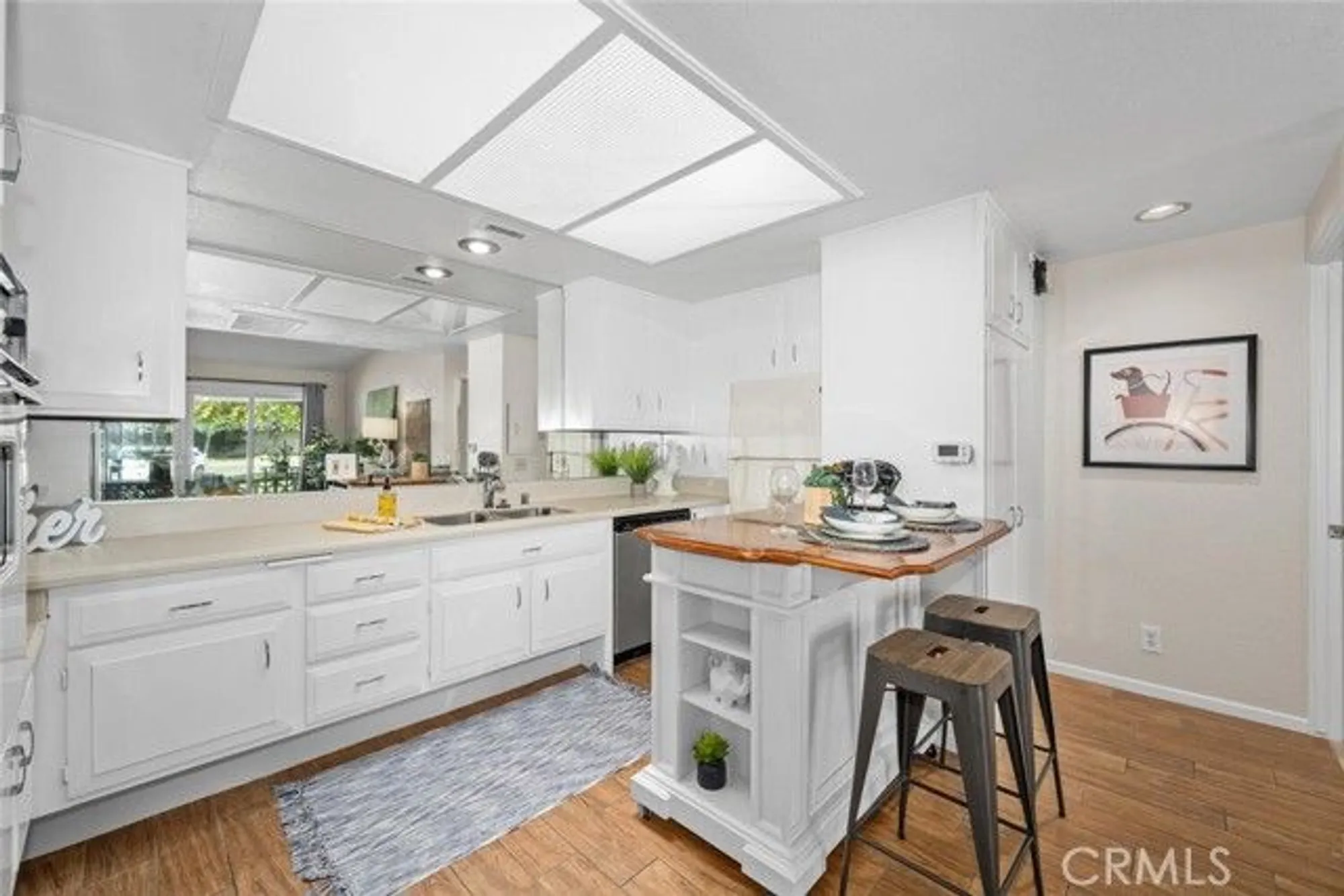 Property Slideshow image 15 of 31 | 13061 del monte dr apt 277l, Seal Beach, CA, 90740