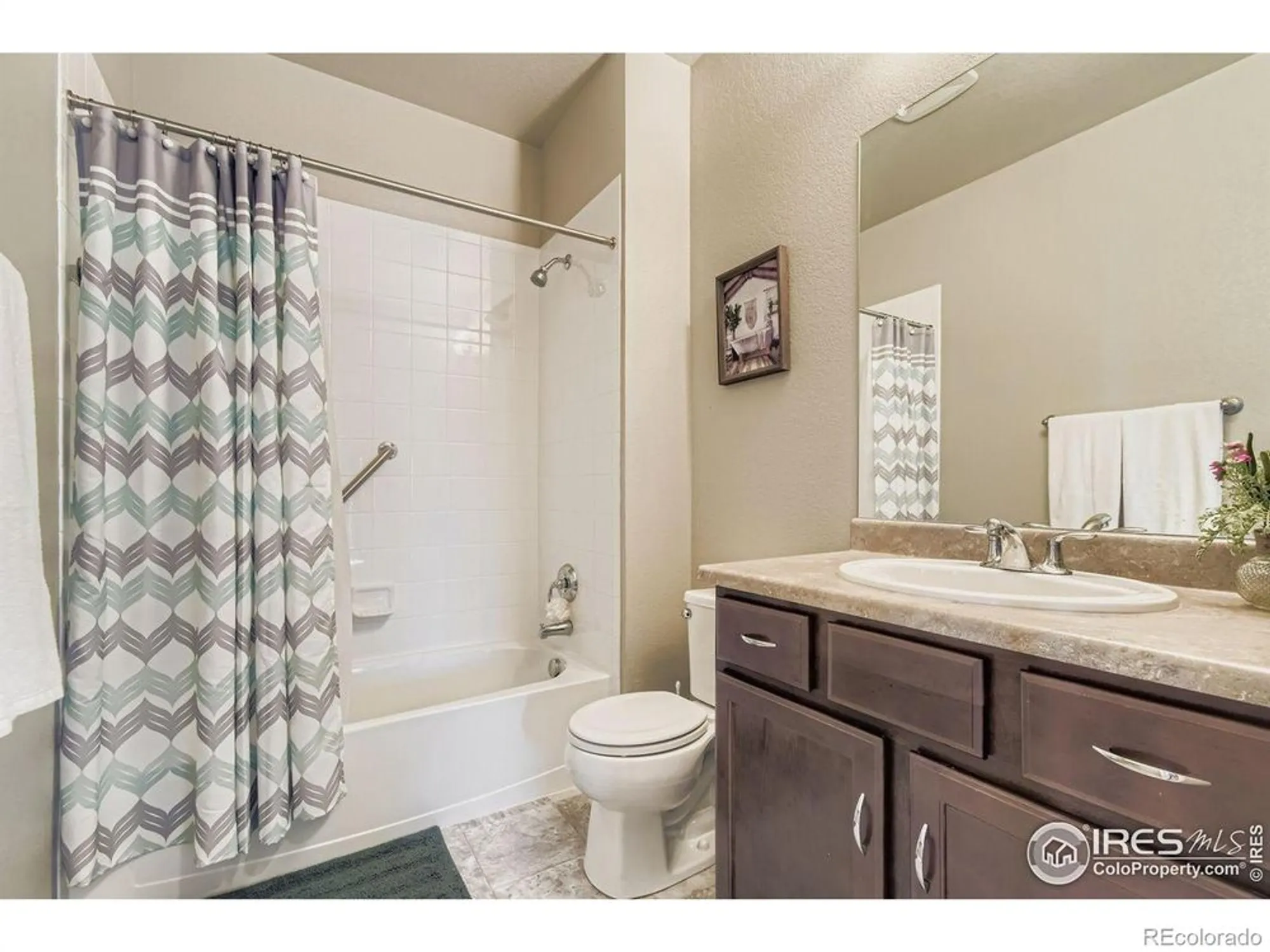 Property Slideshow image 12 of 19 | 12424 madison way, Thornton, CO, 80241
