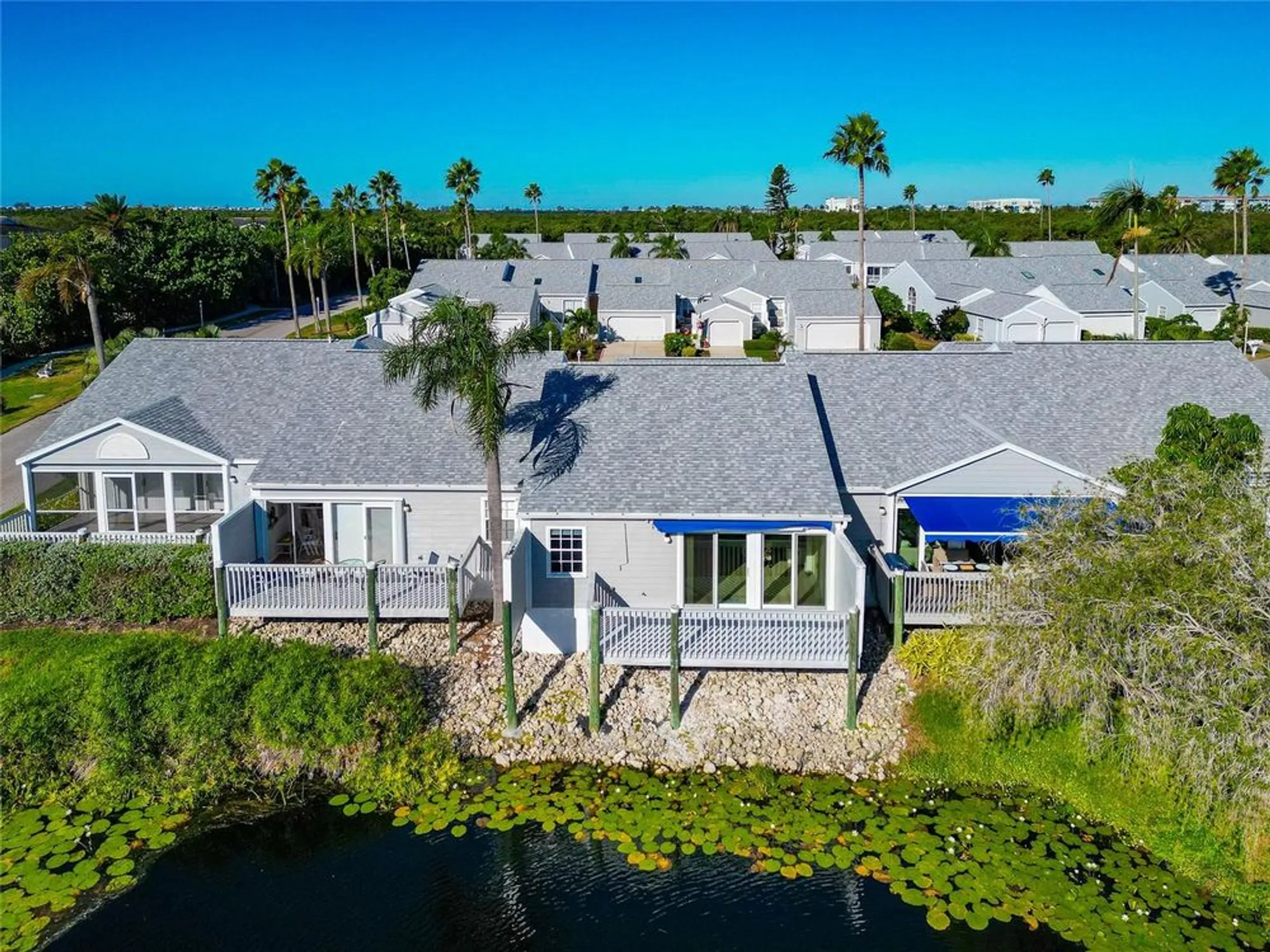 Property Slideshow image 40 of 63 | 515 woodstork cir, Bradenton, FL, 34209