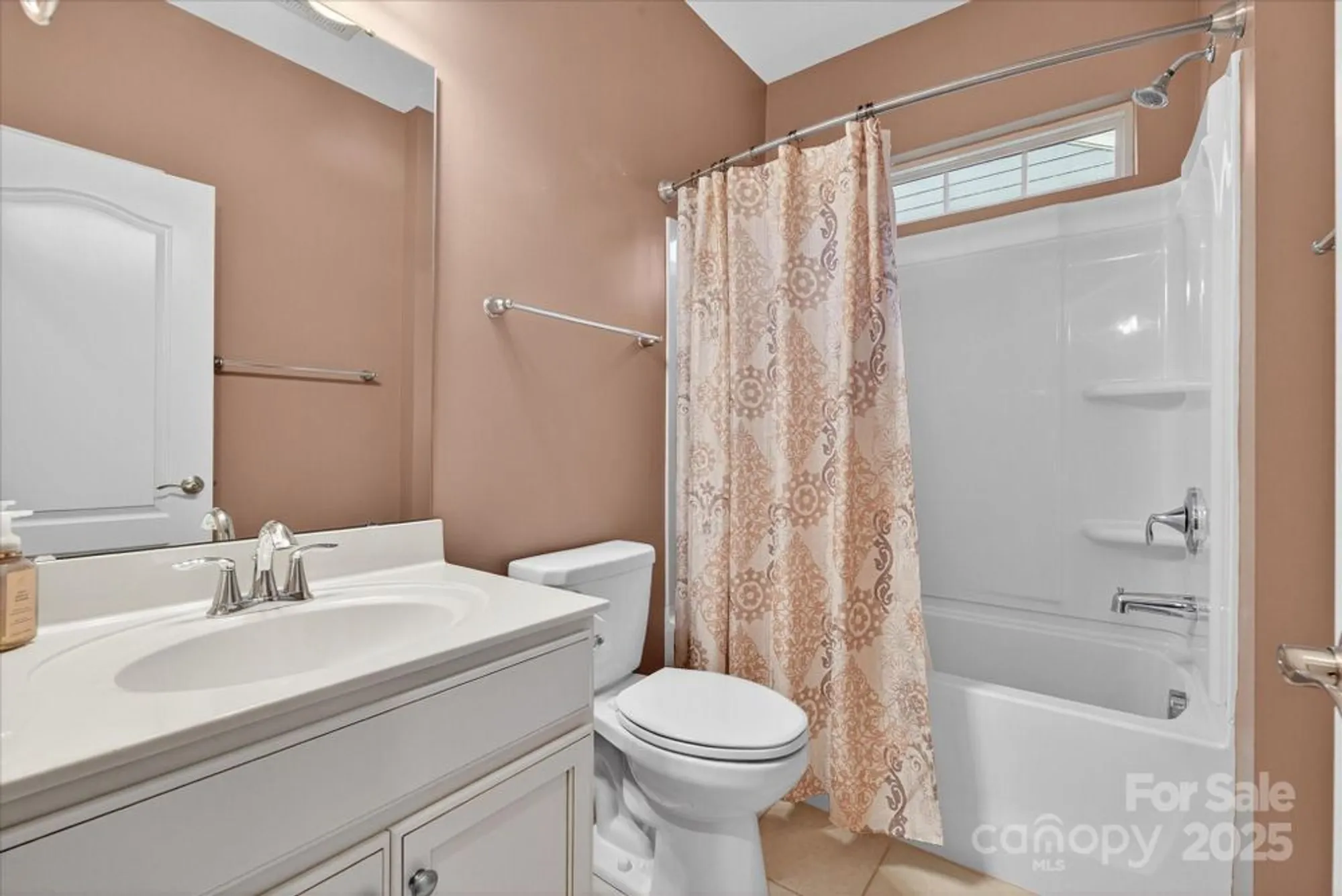 Property Slideshow image 14 of 31 | 4057 channel islands way, Lancaster, SC, 29720