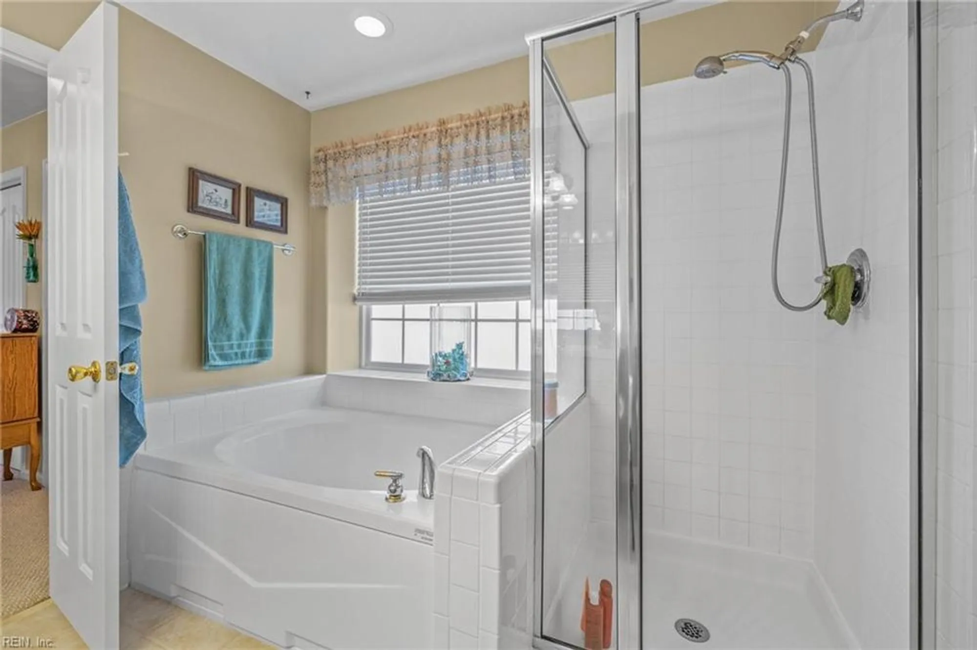 Property Slideshow image 23 of 36 | 800 monroe ct, Chesapeake, VA, 23320