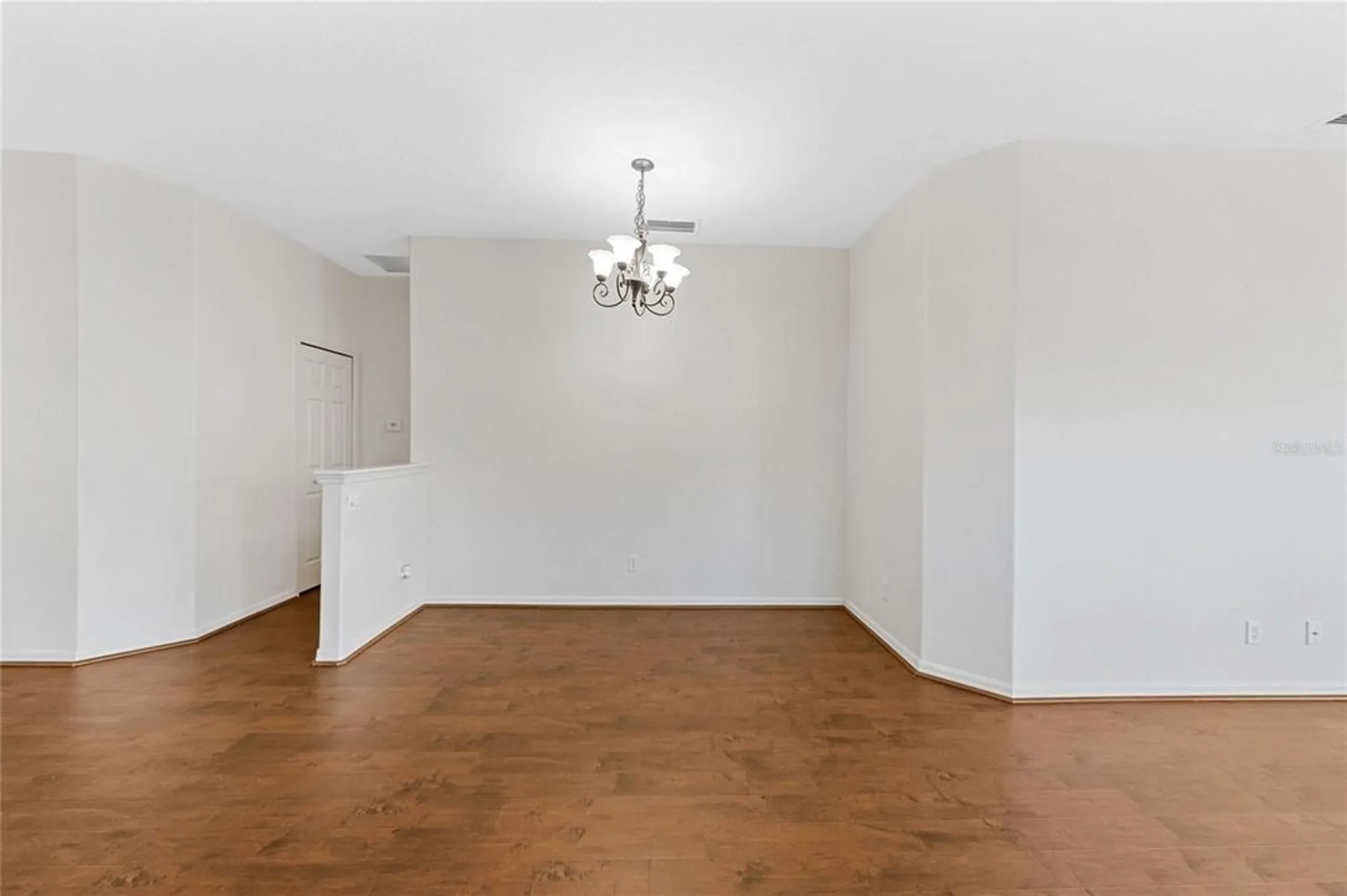 Property Slideshow image 17 of 64 | 5676 gulf stream st, Tavares, FL, 32778