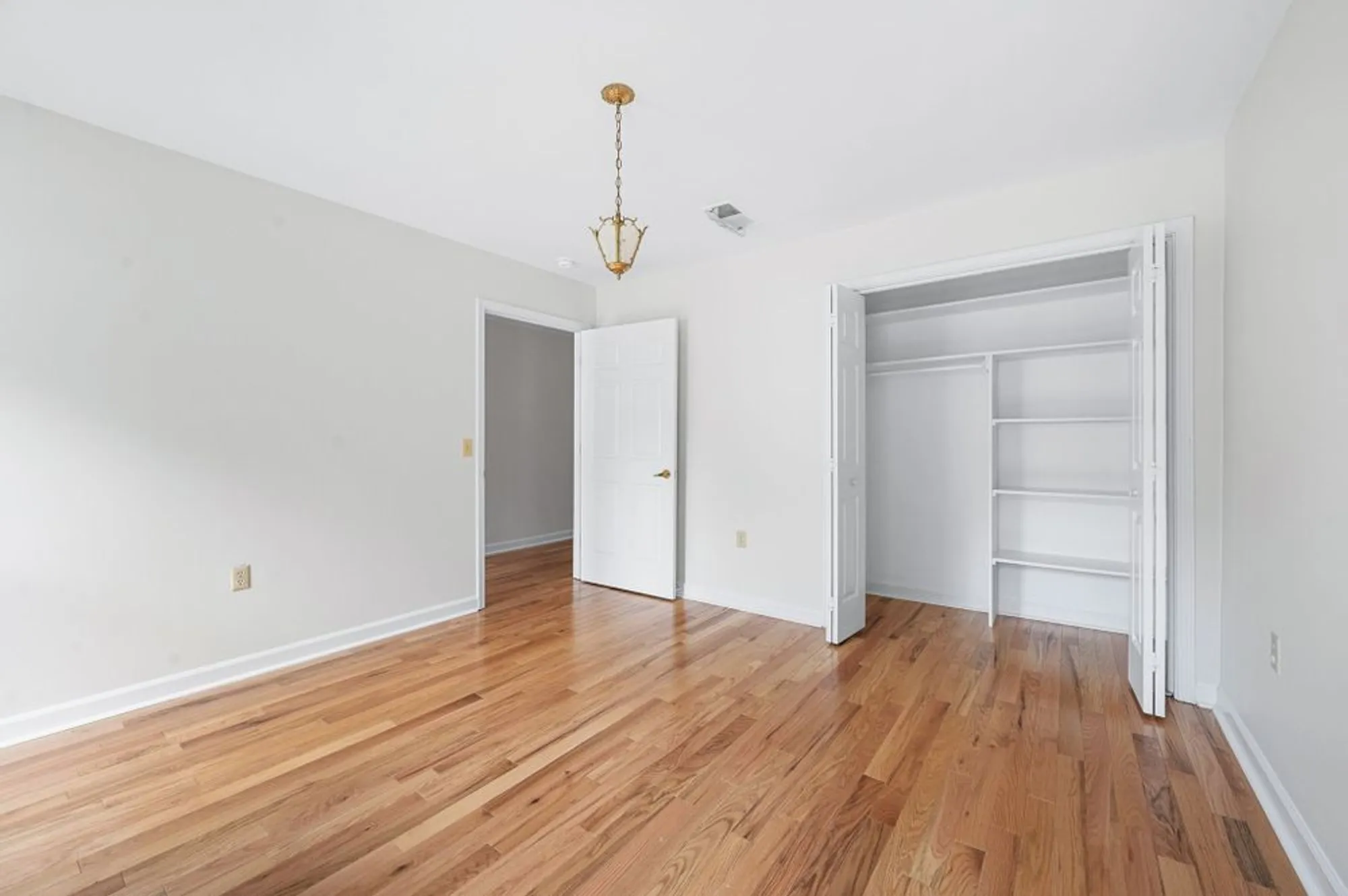 Property Slideshow image 19 of 41 | 421 siena dr, Nashville, TN, 37205