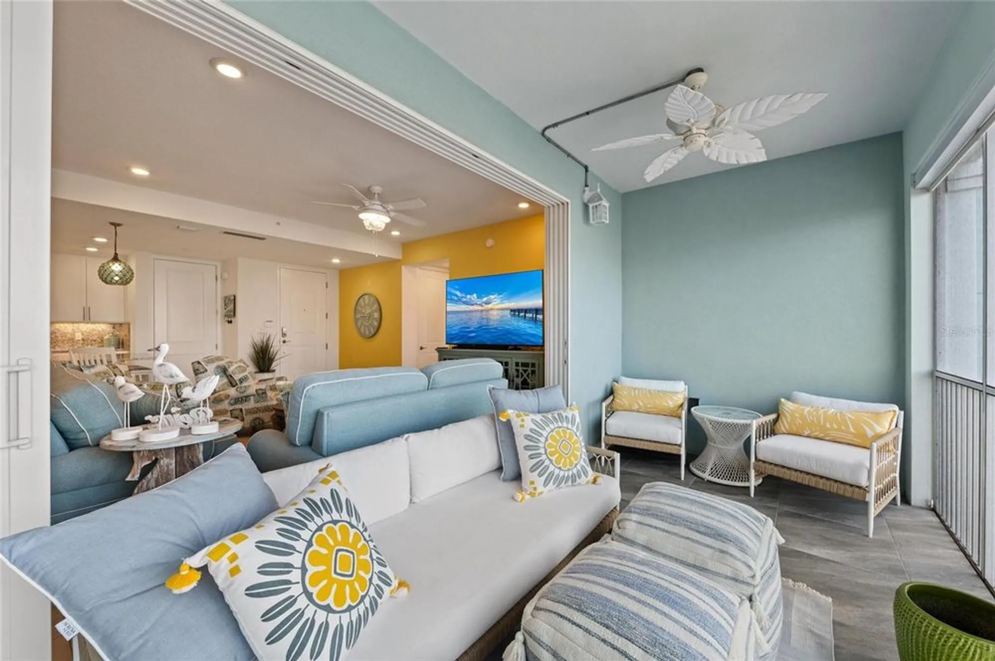 Property Slideshow image 53 of 100 | 387 aruba cir 301, Bradenton, FL, 34209