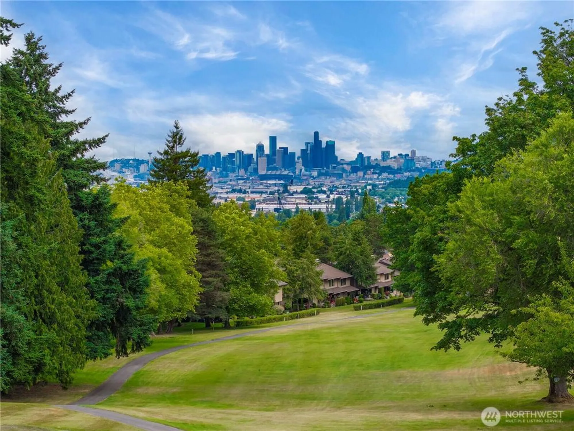 Property Slideshow image 28 of 35 | 10637 glen acres dr s # 10637, Seattle, WA, 98168