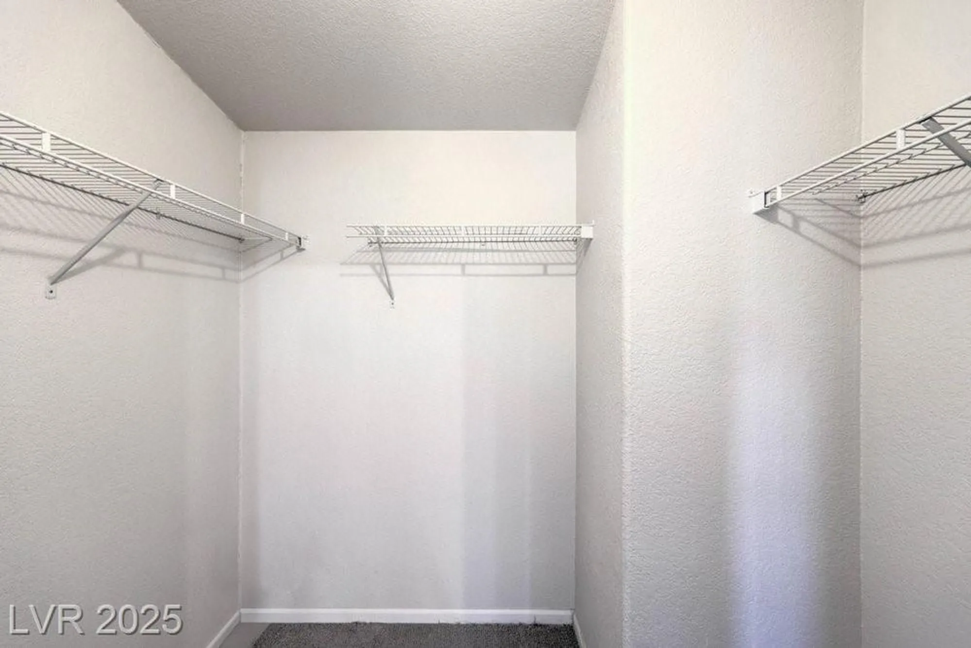 Property Slideshow image 37 of 44 | 581 montecito dr, Pahrump, NV, 89048