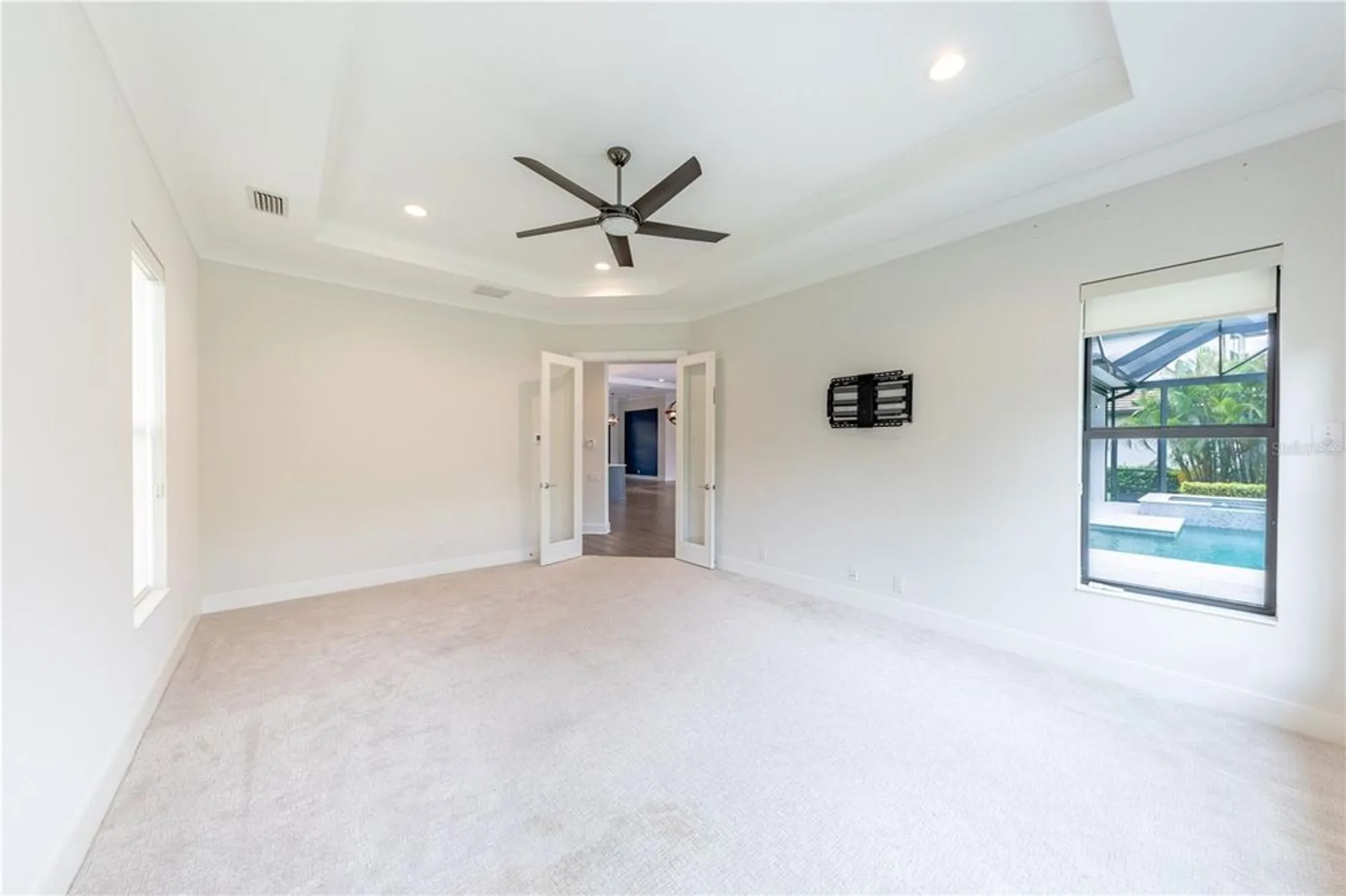 Property Slideshow image 32 of 63 | 5408 greenbrook dr, Sarasota, FL, 34238