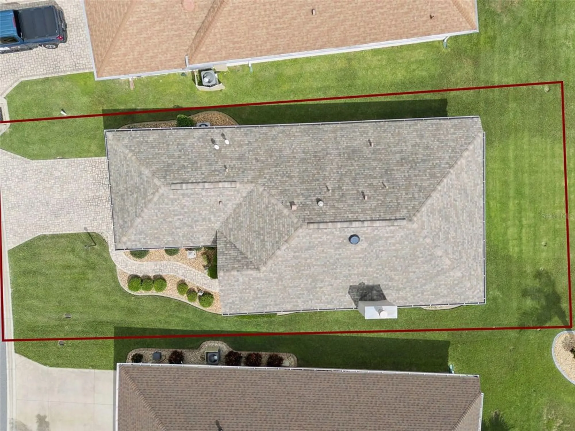 Property Slideshow image 34 of 63 | 21650 stirling pass, Leesburg, FL, 34748