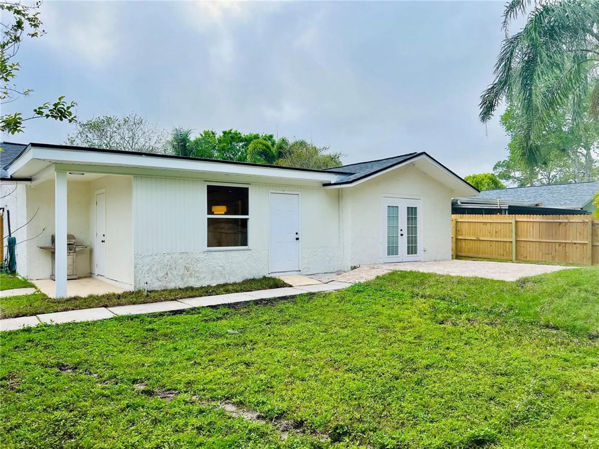 Property Slideshow image 6 of 28 | 801 leeward way, Palm Harbor, FL, 34685