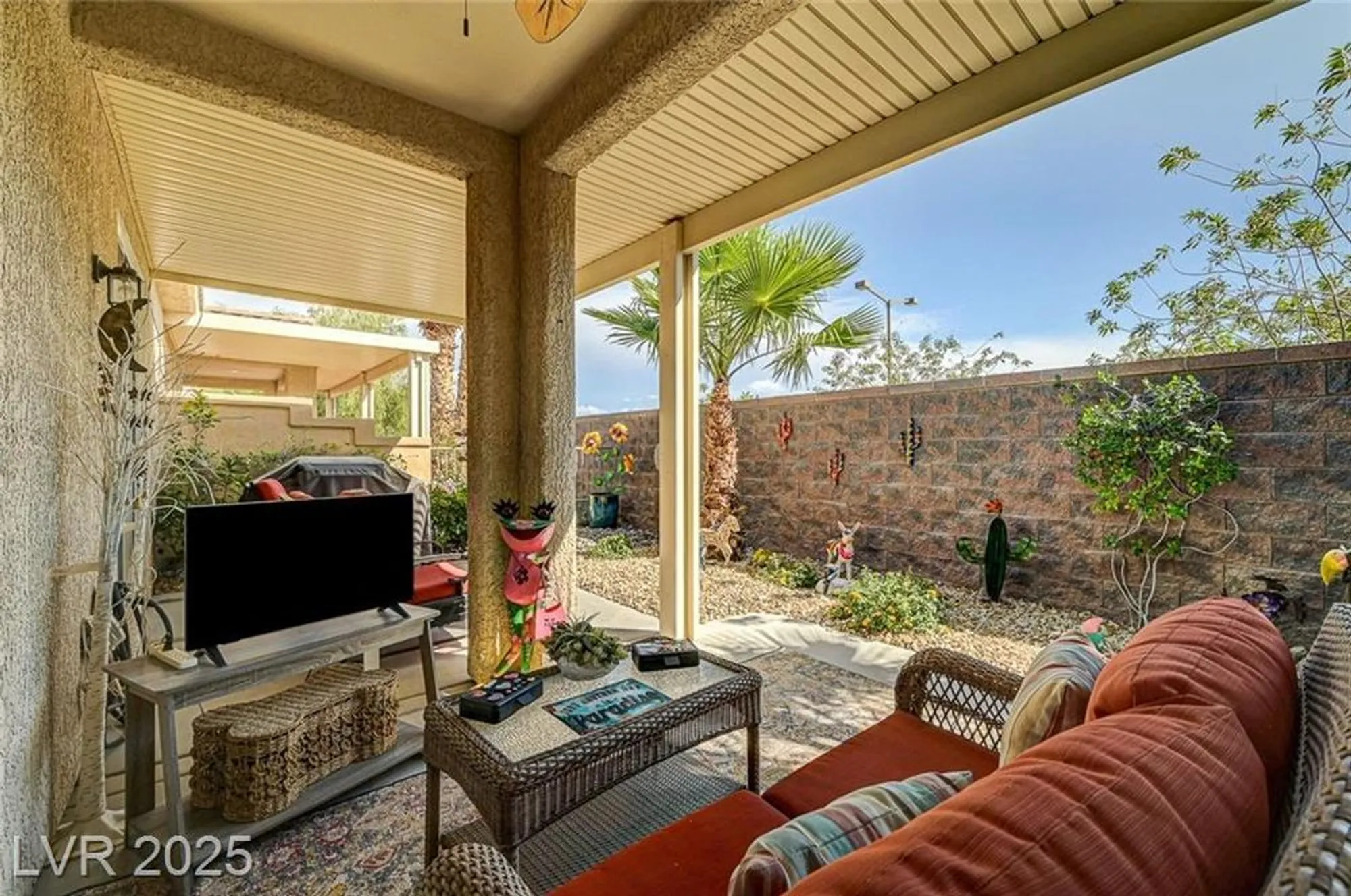 Property Slideshow image 36 of 41 | 10393 abisso dr, Las Vegas, NV, 89135