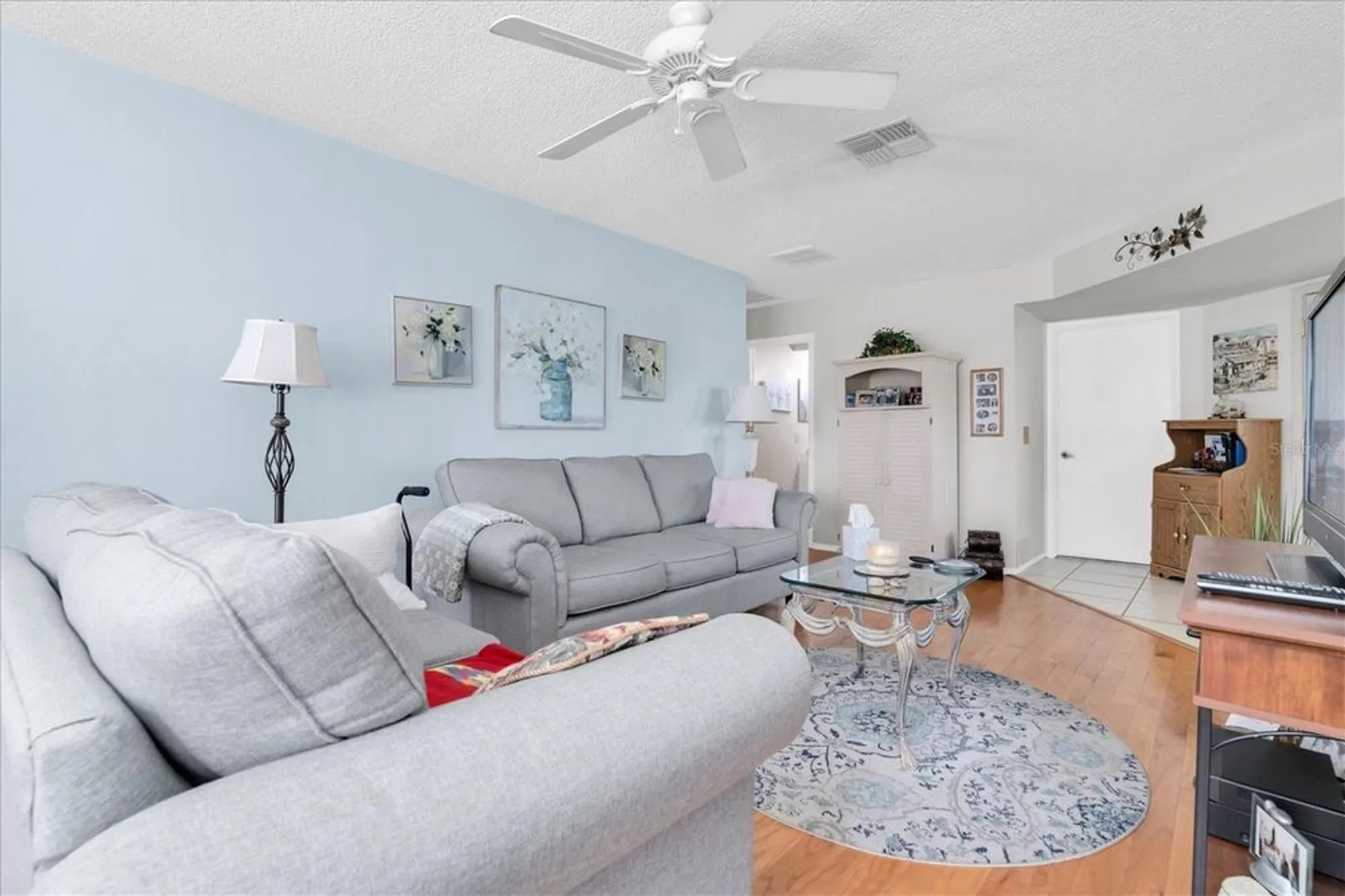 Property Slideshow image 8 of 30 | 4819 boonesboro ct, New Port Richey, FL, 34655