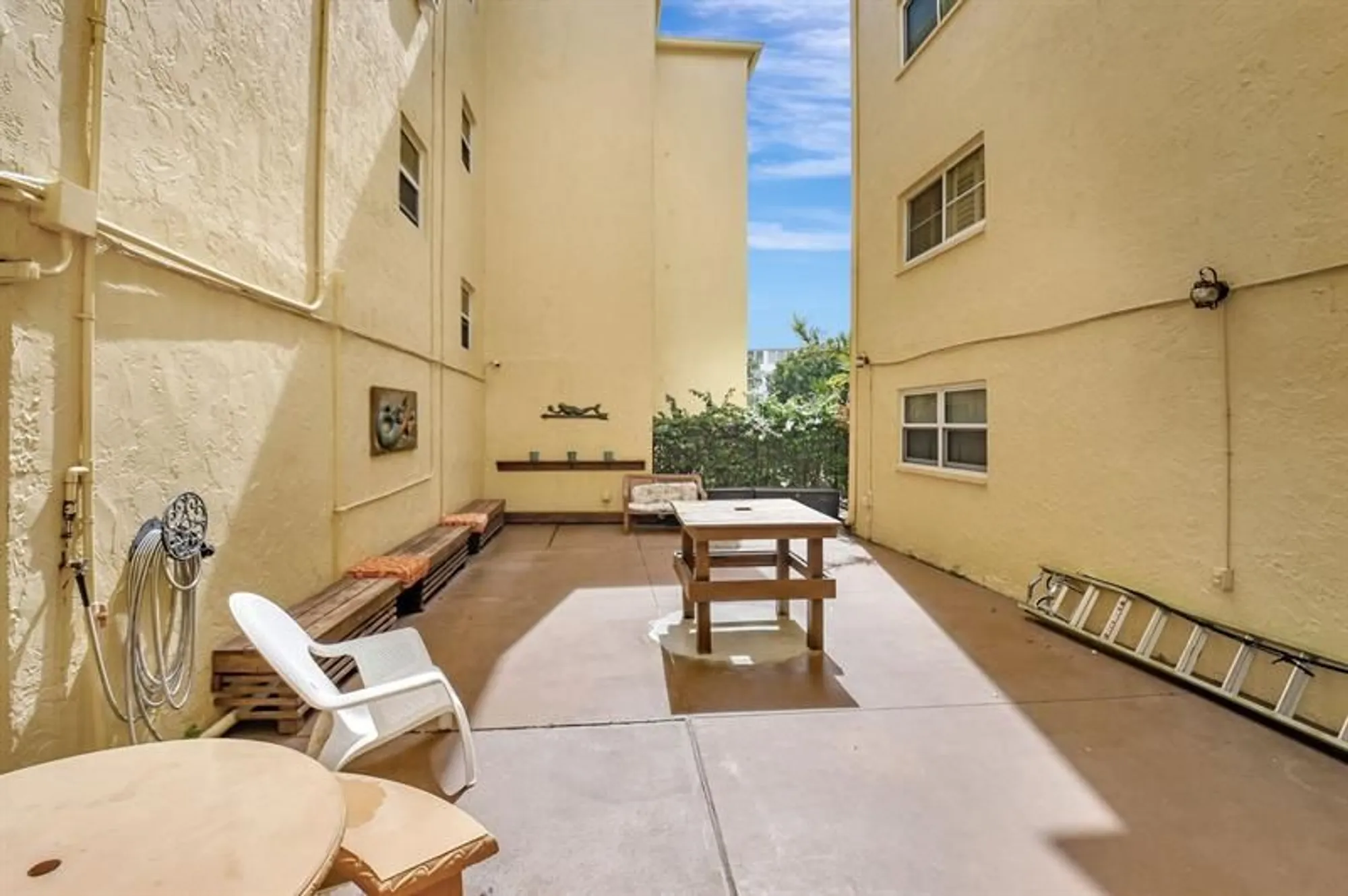 Property Slideshow image 35 of 67 | 2615 ne 3rd ct apt 301, Boynton Beach, FL, 33435