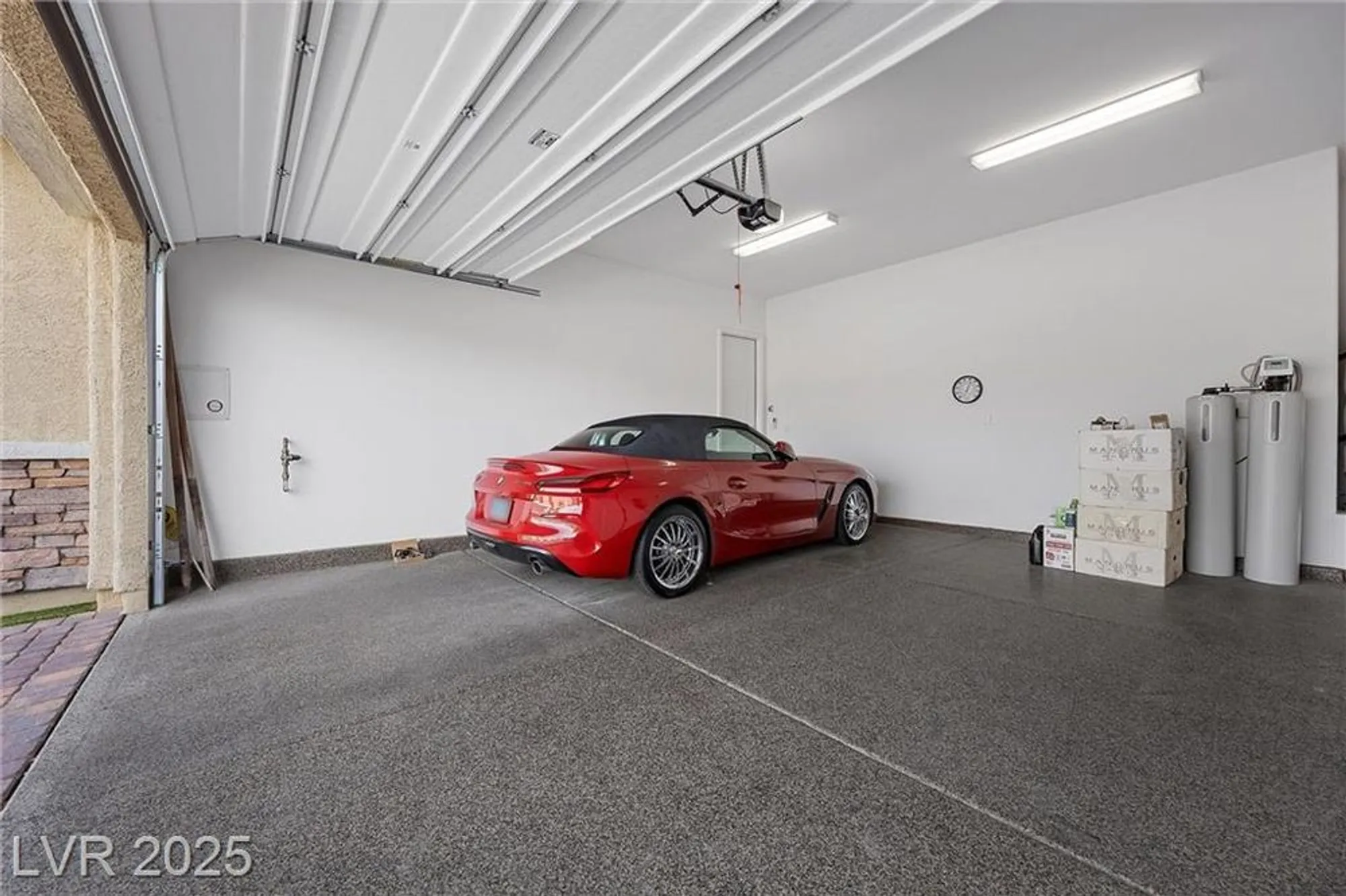 Property Slideshow image 39 of 70 | 732 rosewater dr, Henderson, NV, 89011