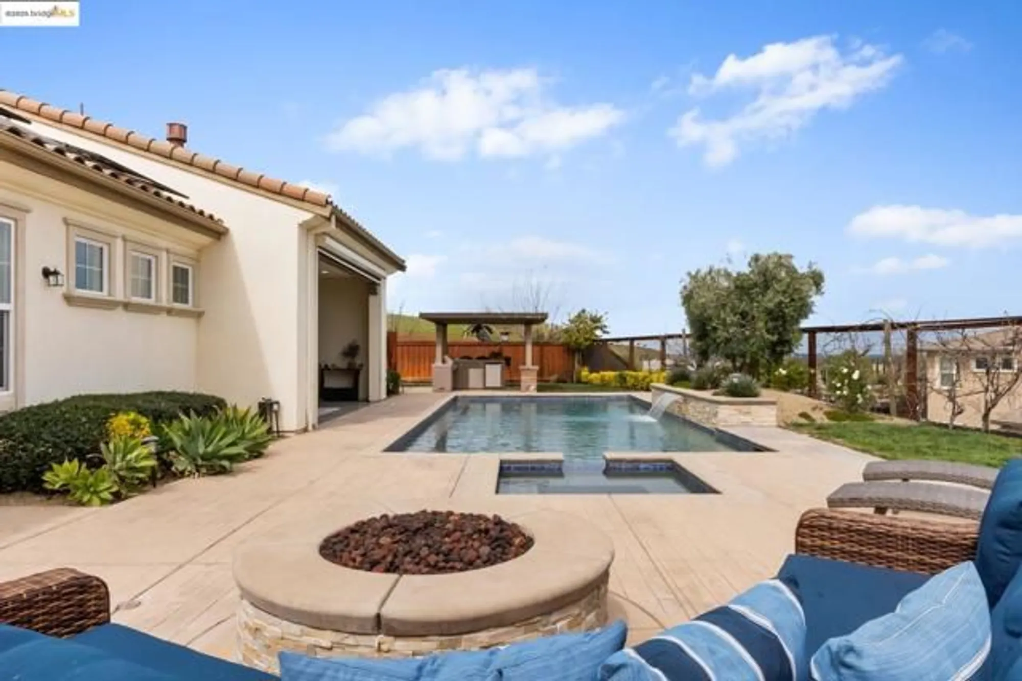 Property Slideshow image 37 of 54 | 1890 late harvest ct, Brentwood, CA, 94513