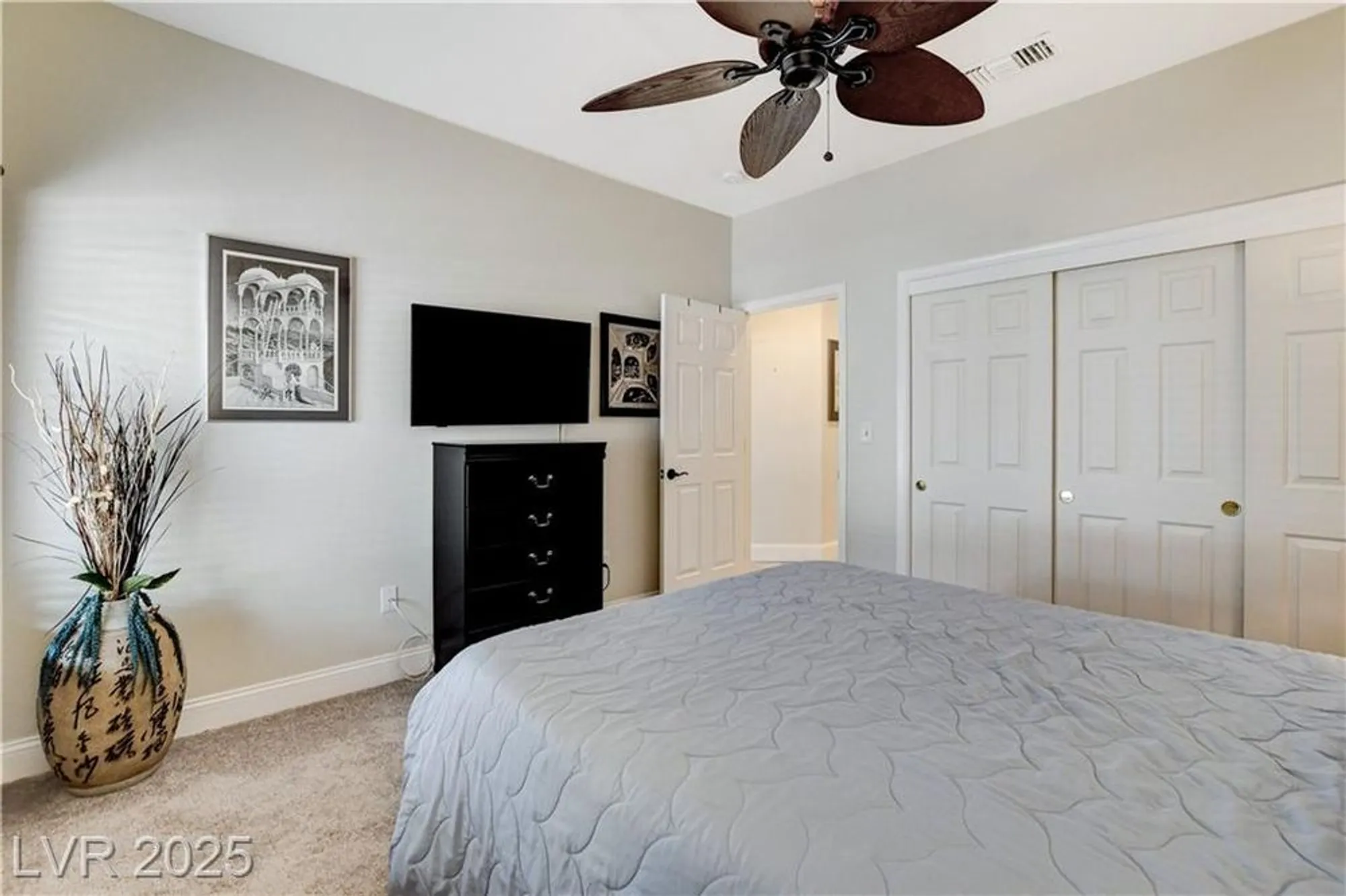 Property Slideshow image 42 of 80 | 2832 castle bar dr, Las Vegas, NV, 89134