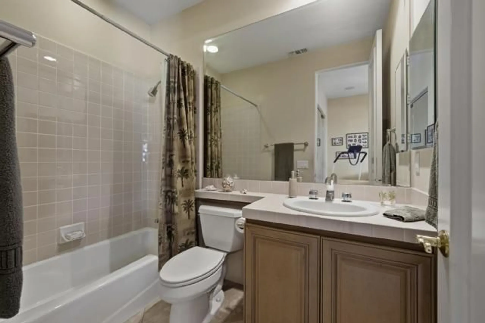 Property Slideshow image 38 of 52 | 81105 legends way, La Quinta, CA, 92253