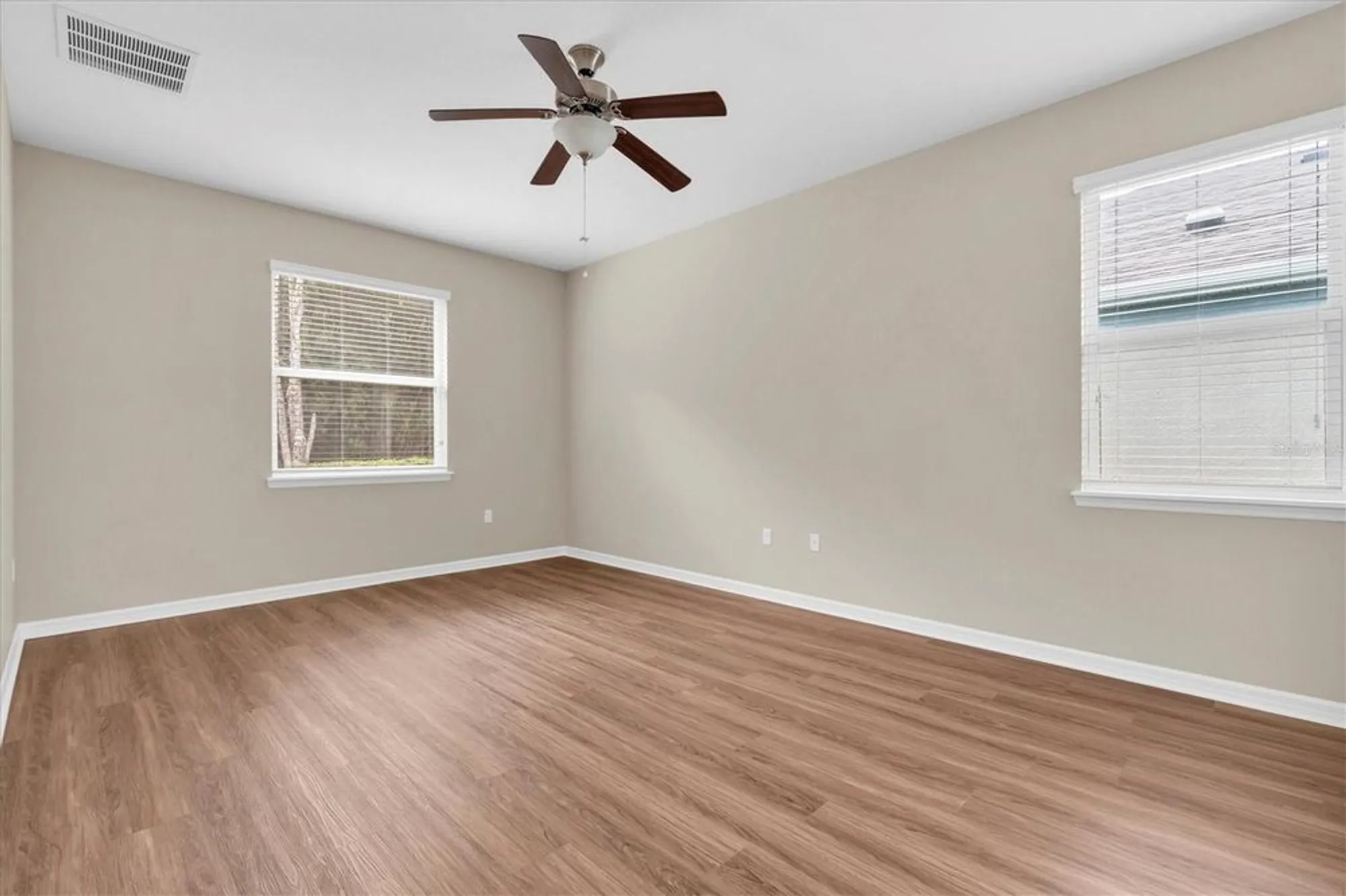 Property Slideshow image 10 of 41 | 11236 merganser way, New Port Richey, FL, 34654