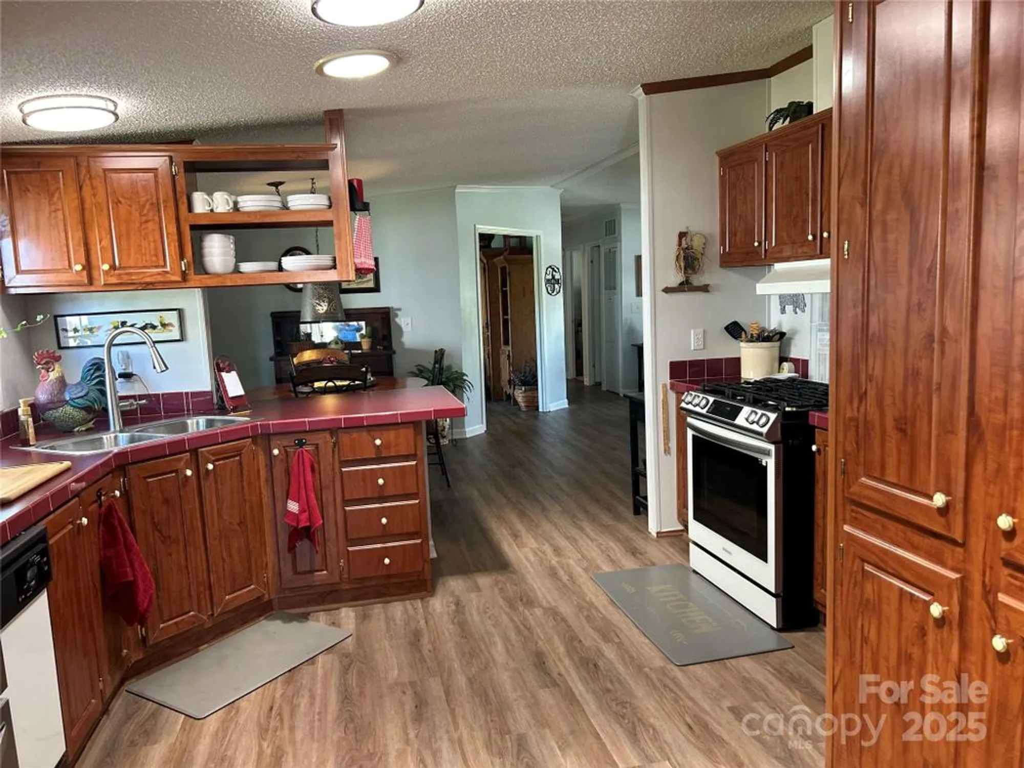 Property Slideshow image 10 of 43 | 429 riverwind dr, Hendersonville, NC, 28739