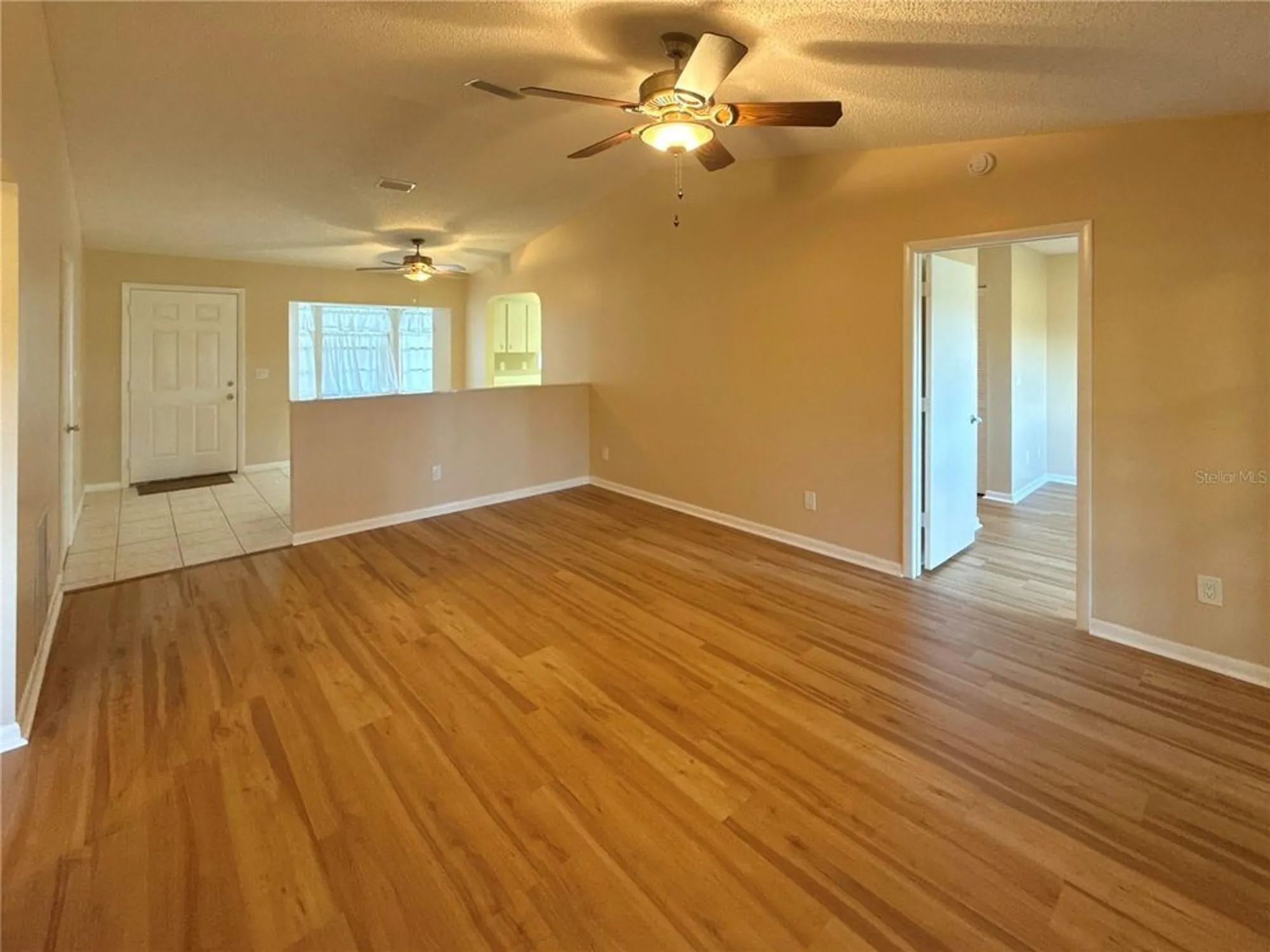 Property Slideshow image 9 of 29 | 8535 sw 90th st c, Ocala, FL, 34481