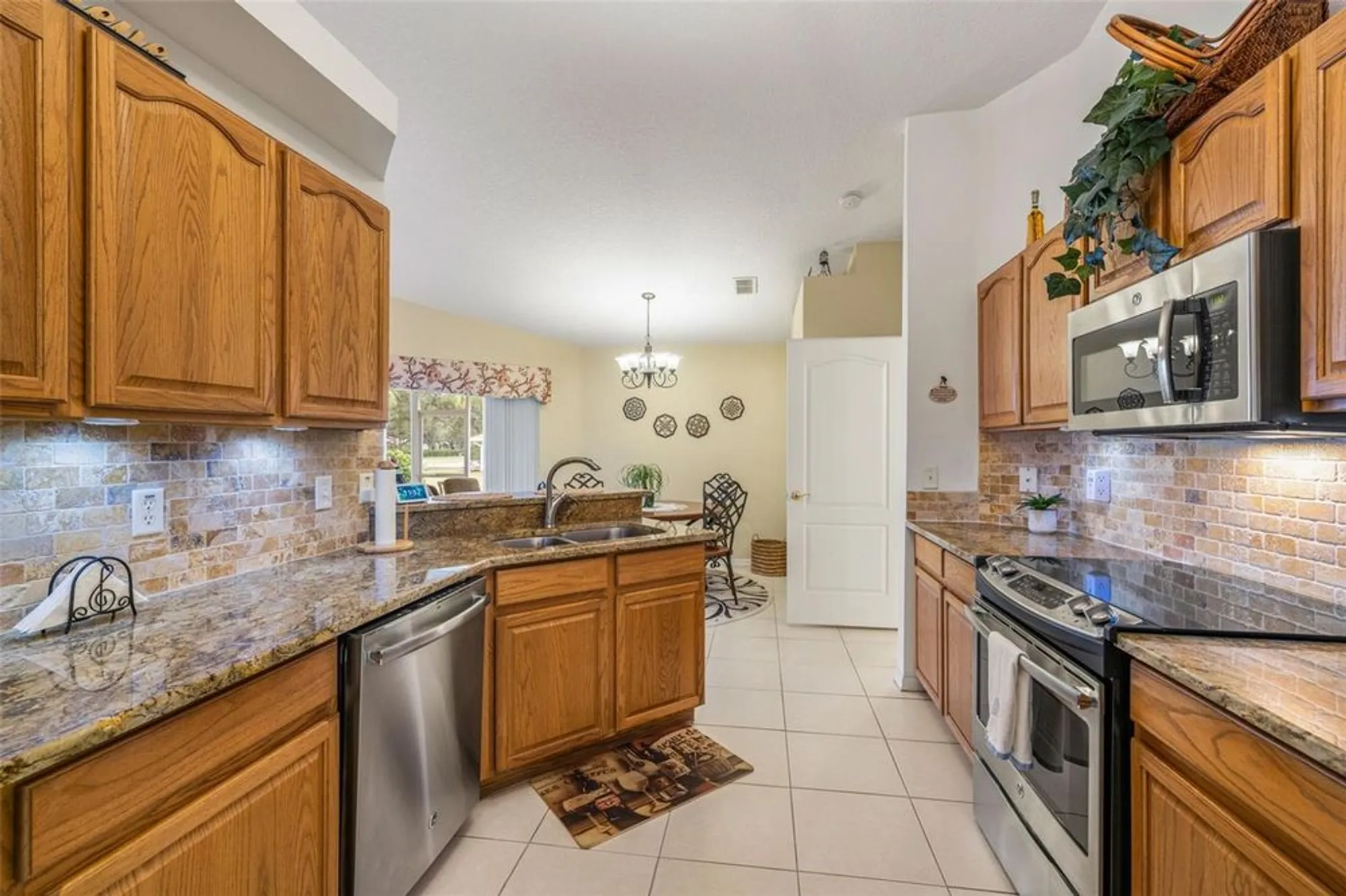 Property Slideshow image 13 of 56 | 29346 marker loop, San Antonio, FL, 33576