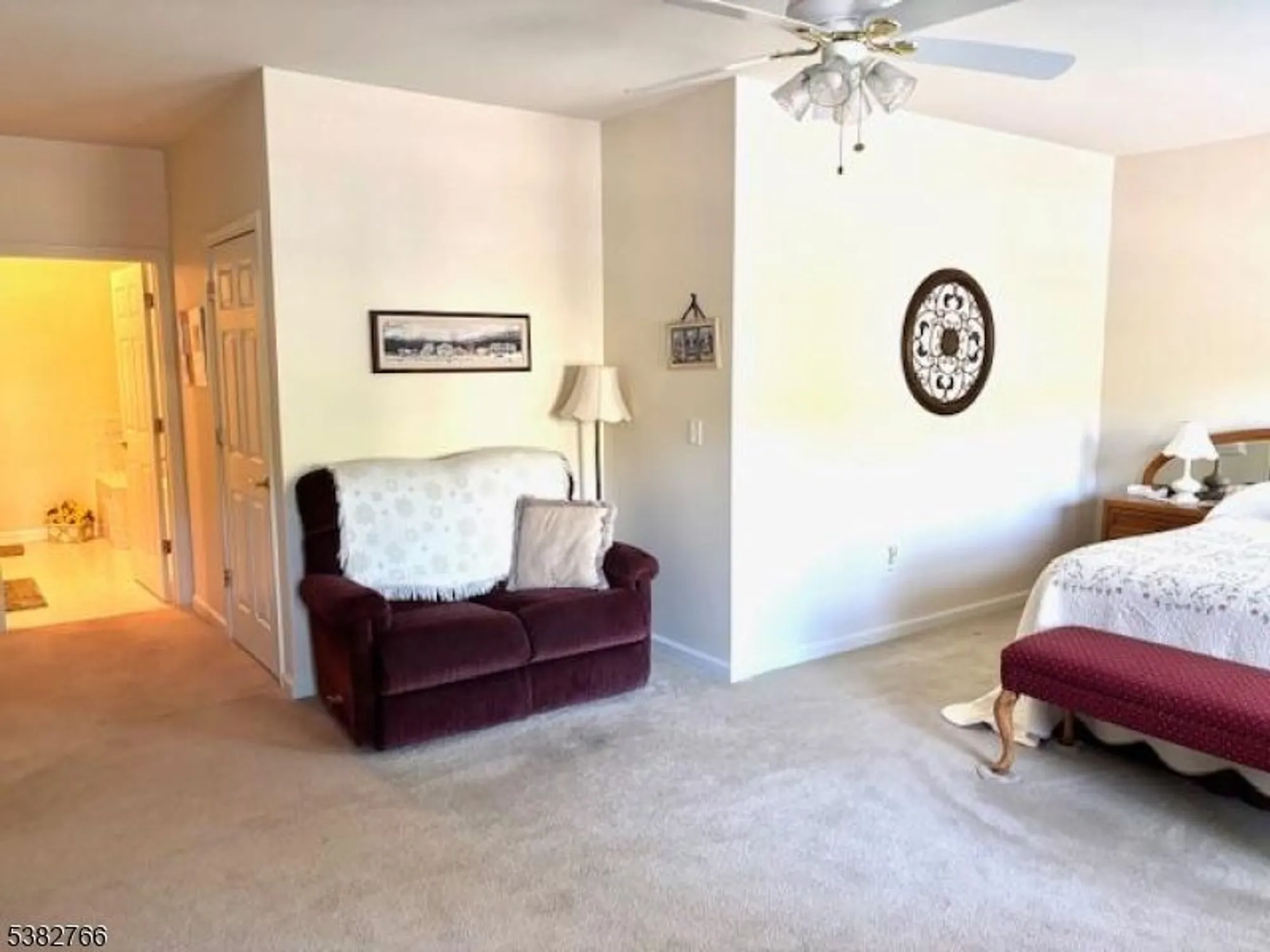 Property Slideshow image 10 of 18 | 104 ridgeview ln, Mount Arlington, NJ, 07856