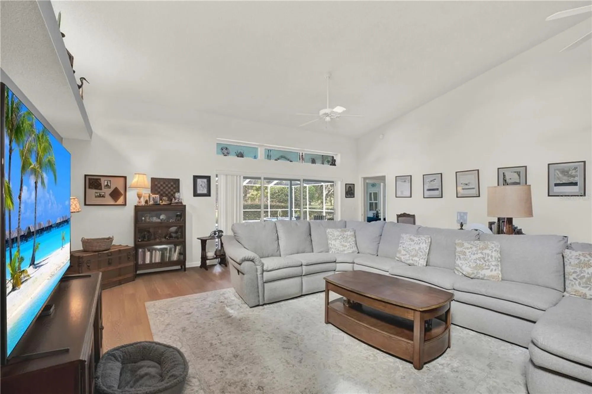 Property Slideshow image 7 of 55 | 9339 creole ct, Weeki Wachee, FL, 34613