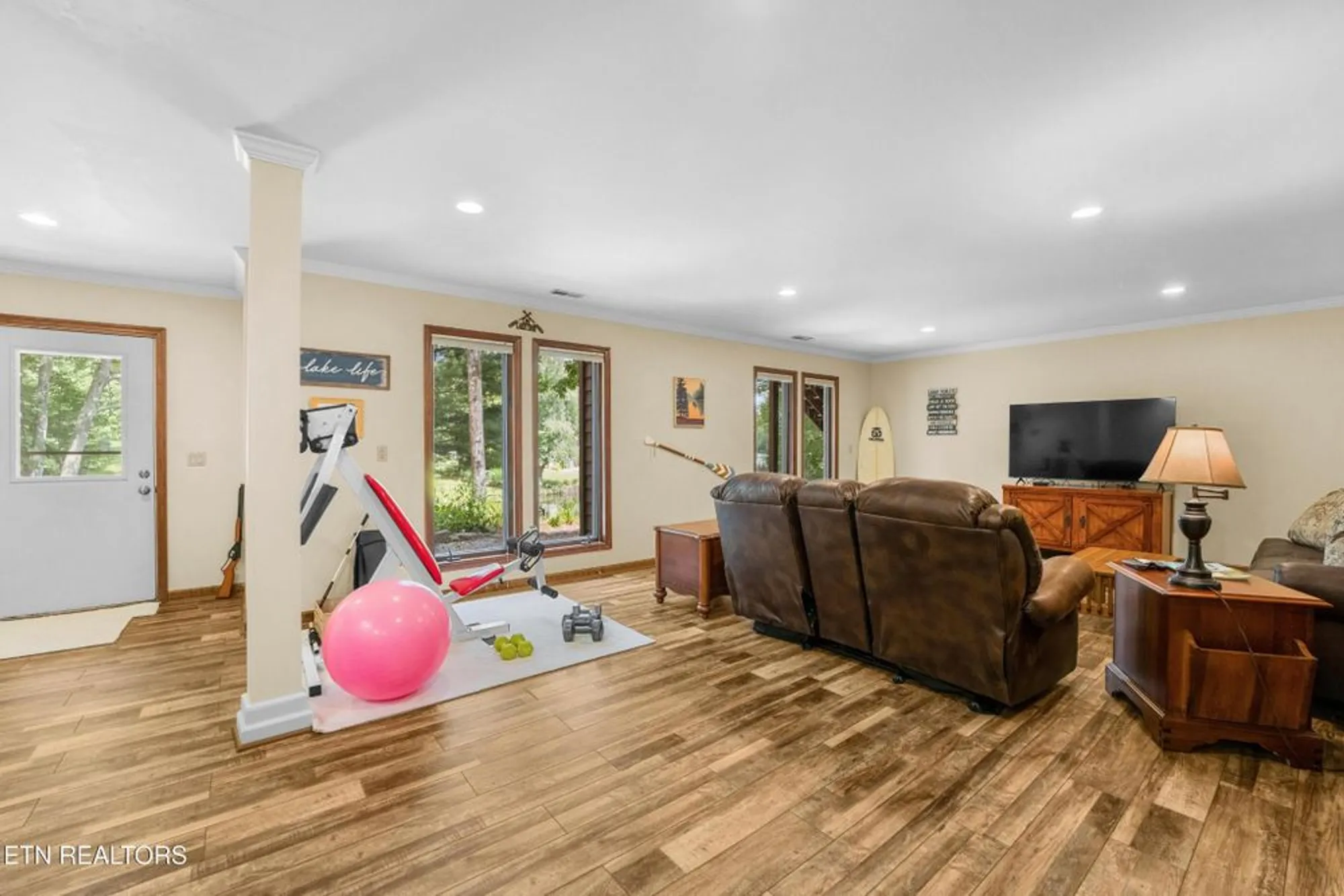 Property Slideshow image 38 of 52 | 116 knollwood ln, Crossville, TN, 38558