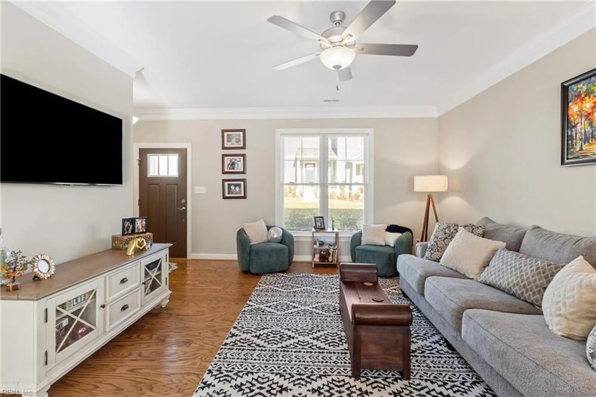 Property Slideshow image 7 of 26 | 1022 holmes ct, Williamsburg, VA, 23188