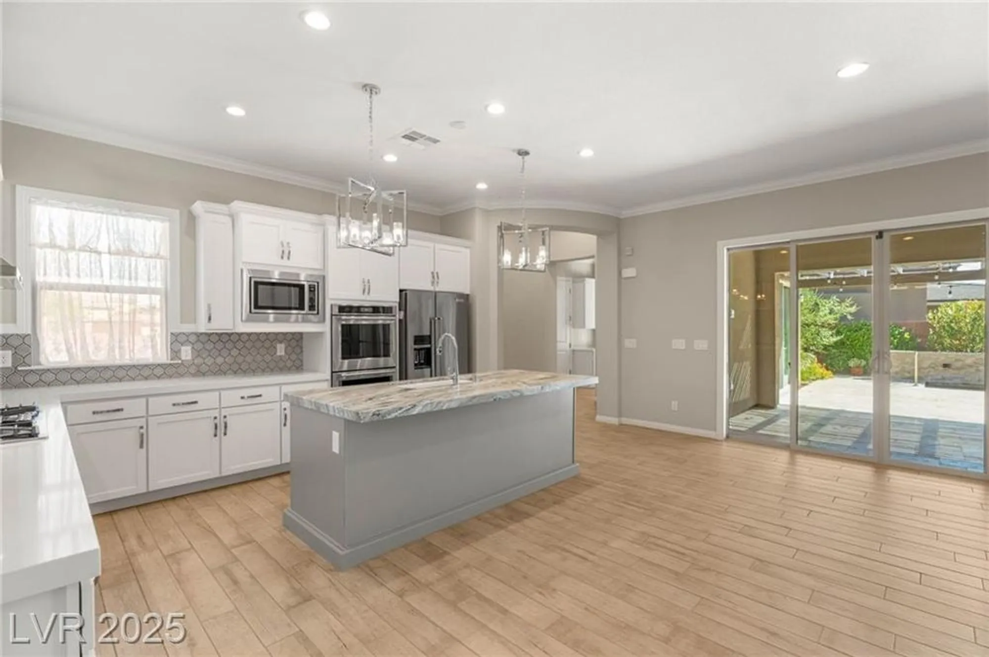 Property Slideshow image 11 of 58 | 9985 regency canyon way, Las Vegas, NV, 89148