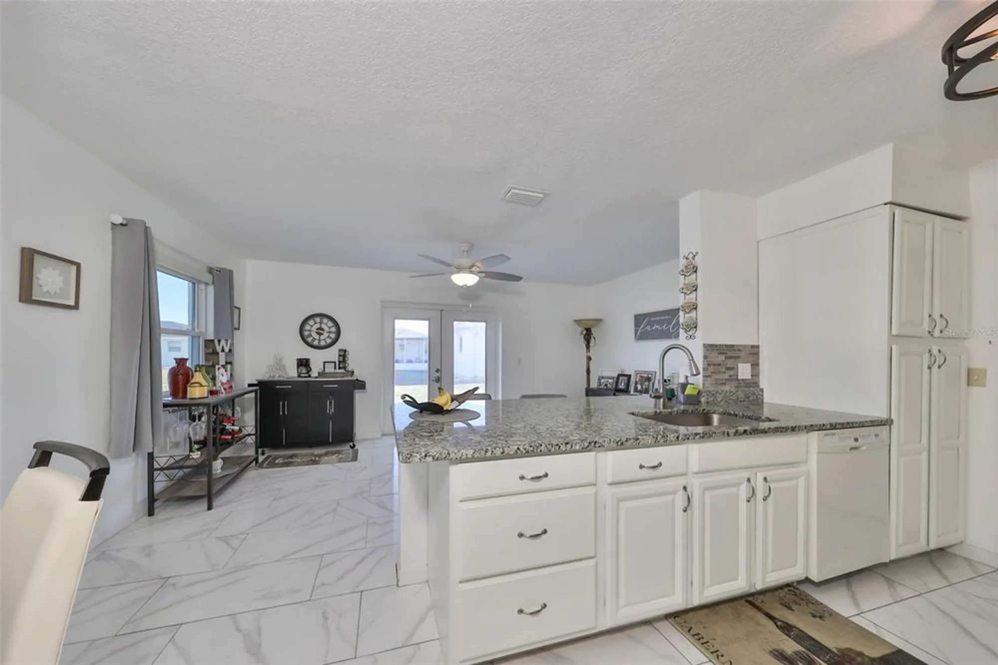 Property Slideshow image 8 of 21 | 703 rutgers pl, Sun City Center, FL, 33573