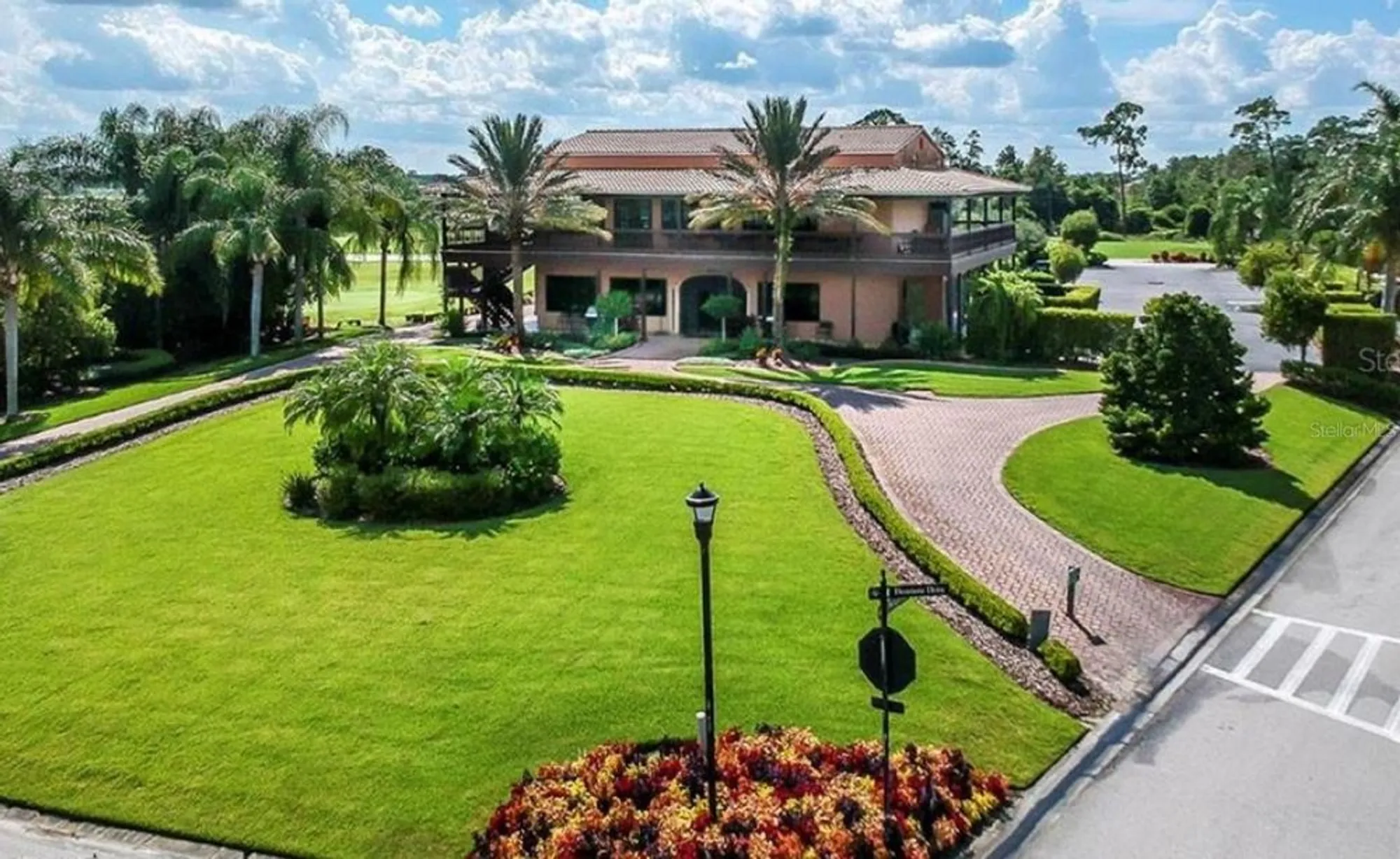 Property Slideshow image 82 of 100 | 5325 nicklaus dr, Winter Haven, FL, 33884