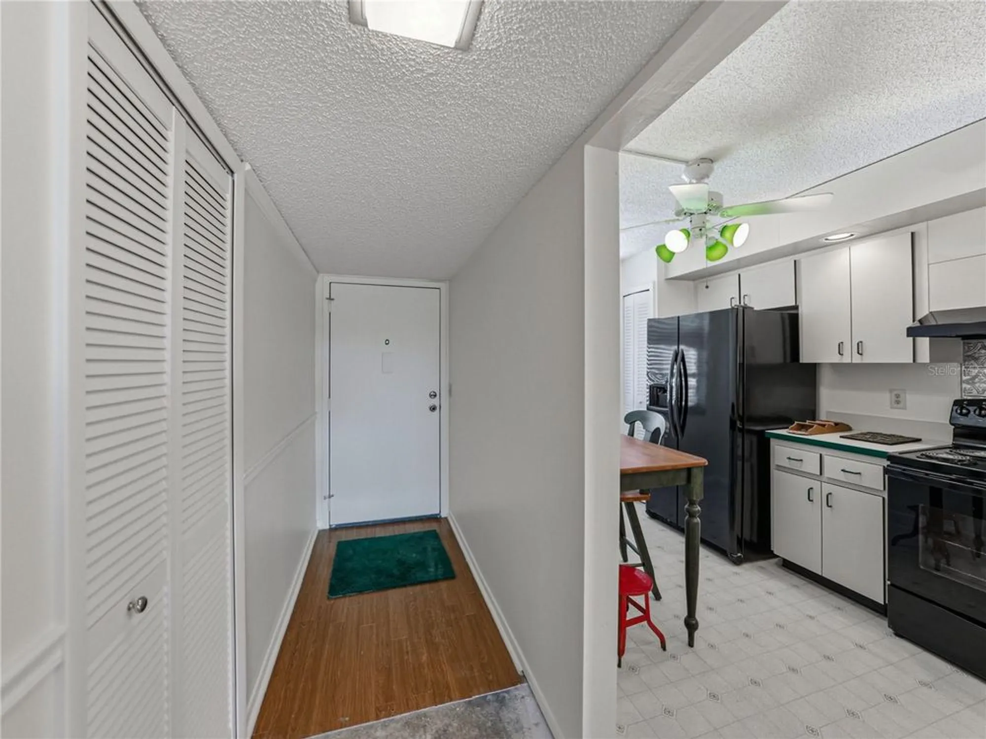 Property Slideshow image 31 of 40 | 7600 sun island dr 603, South Pasadena, FL, 33707